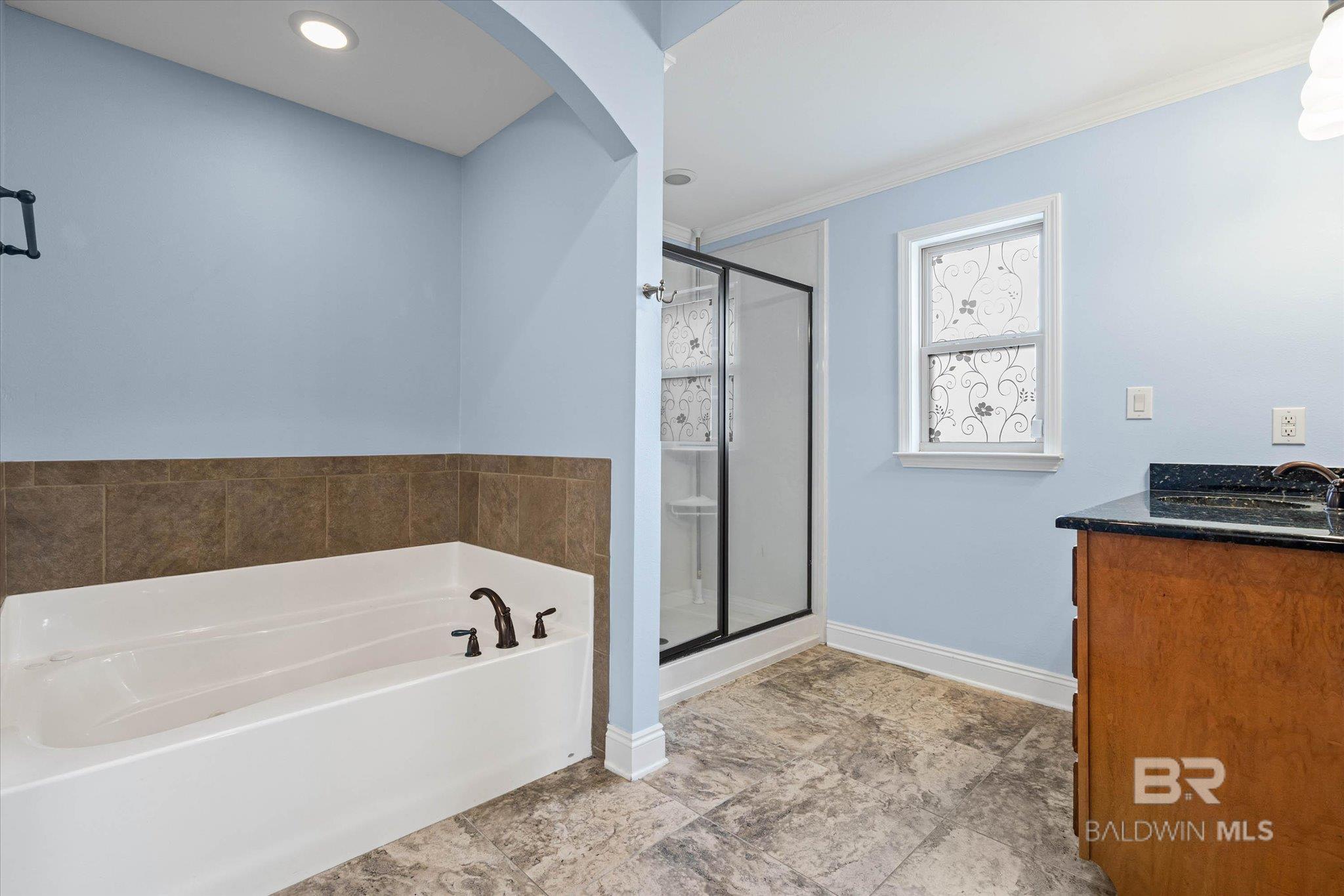 704 Edinburgh Avenue, Foley, AL, 36535