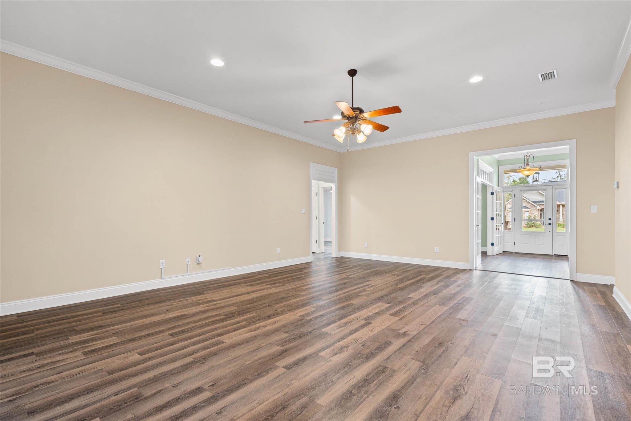 704 Edinburgh Avenue, Foley, AL, 36535