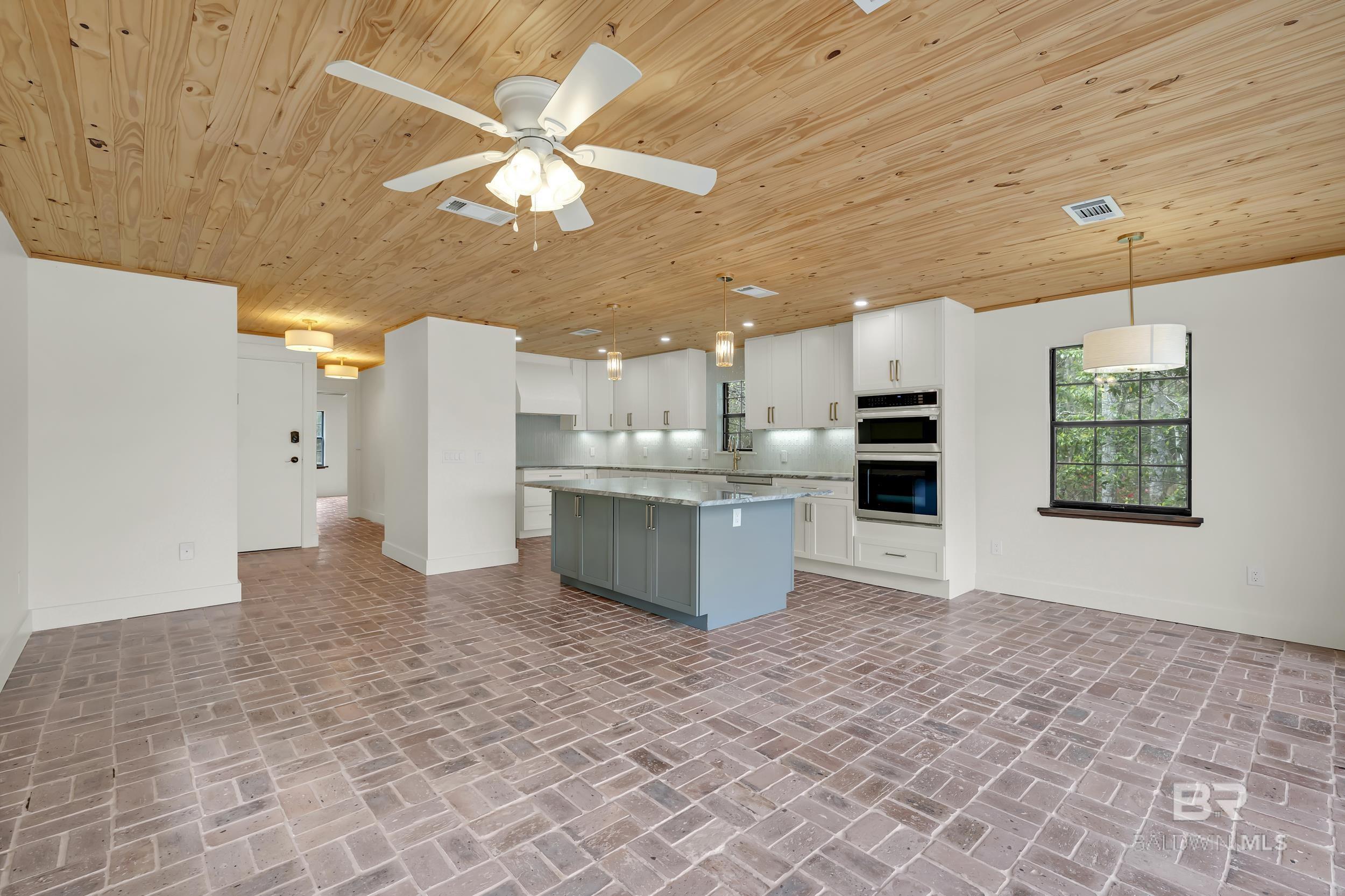 7808 N Wenzel Road, Foley, AL, 36535