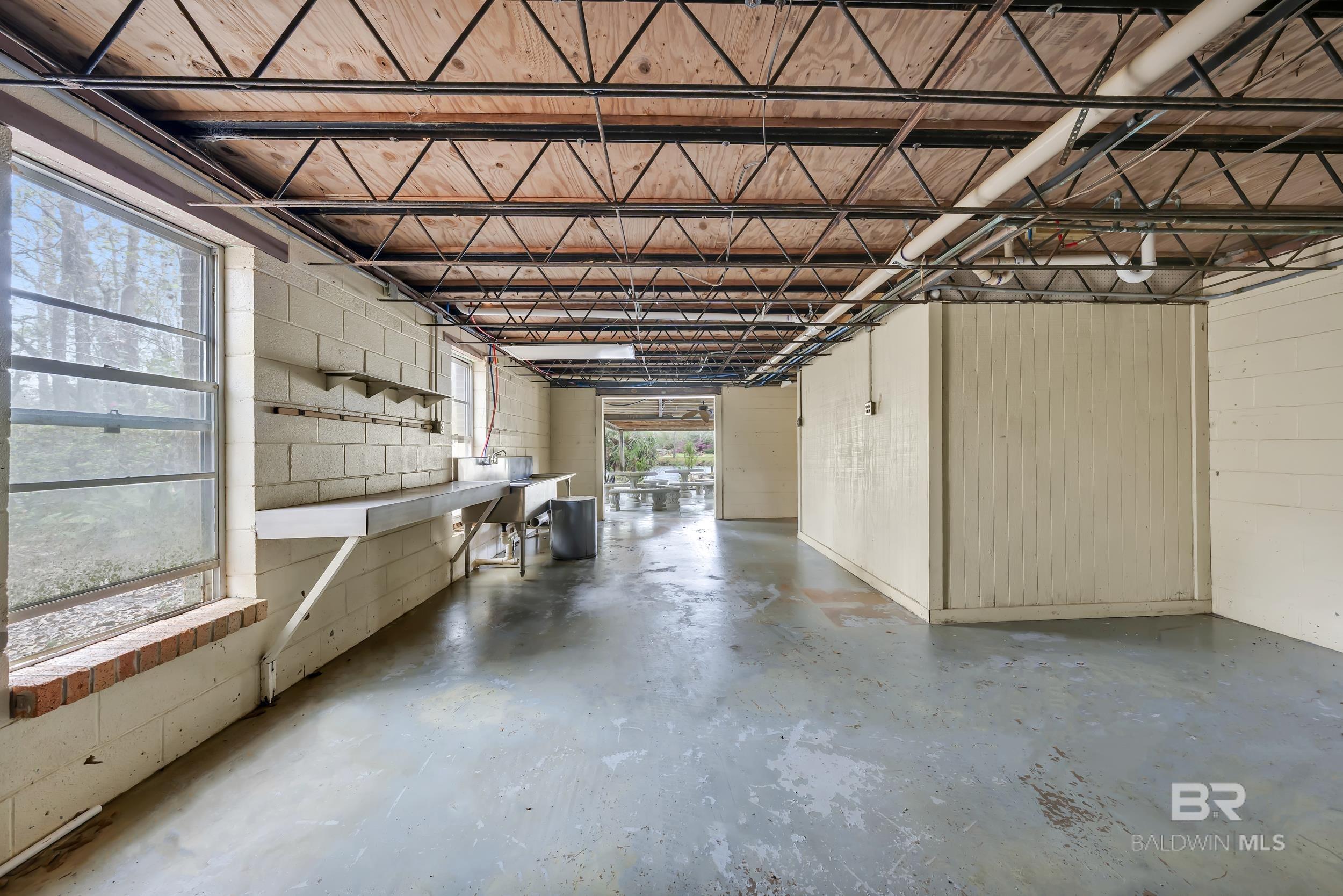 7808 N Wenzel Road, Foley, AL, 36535