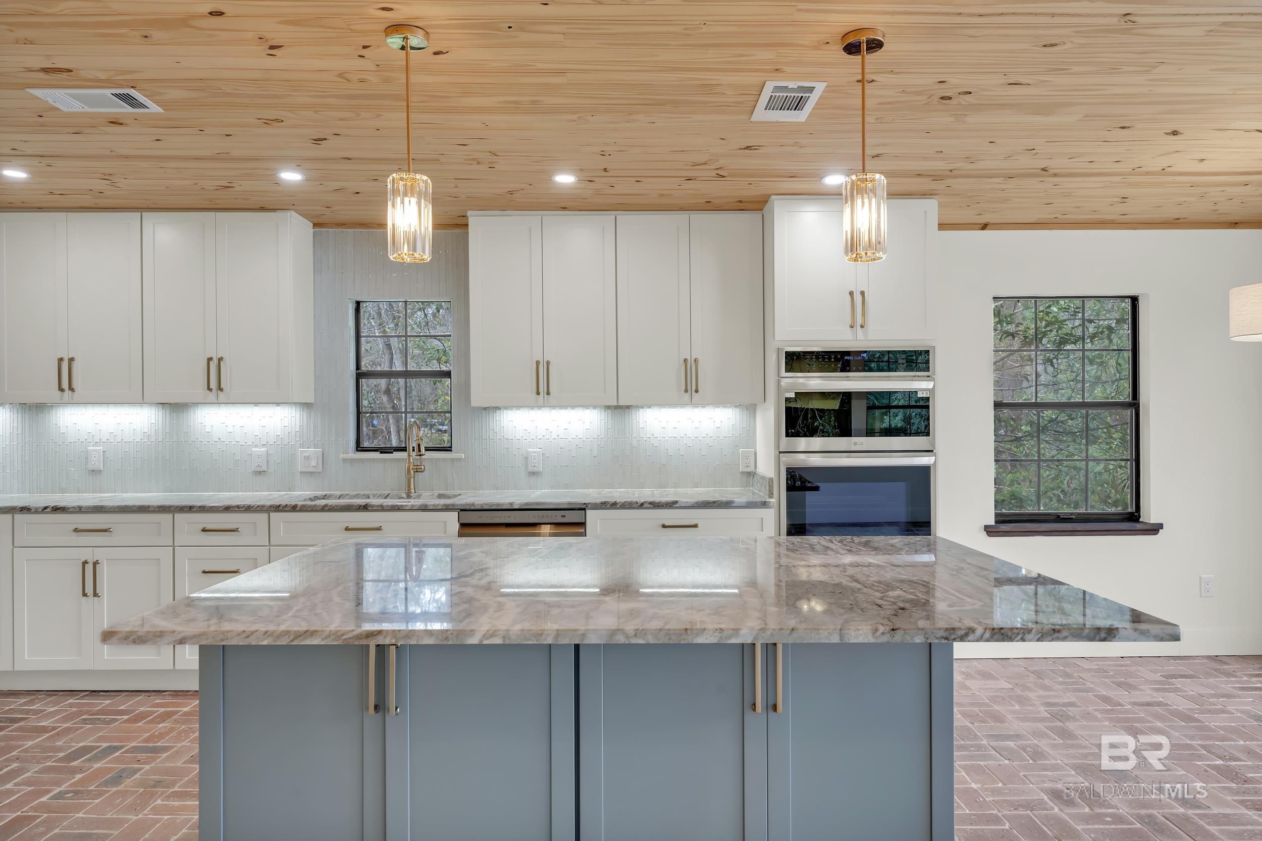 7808 N Wenzel Road, Foley, AL, 36535