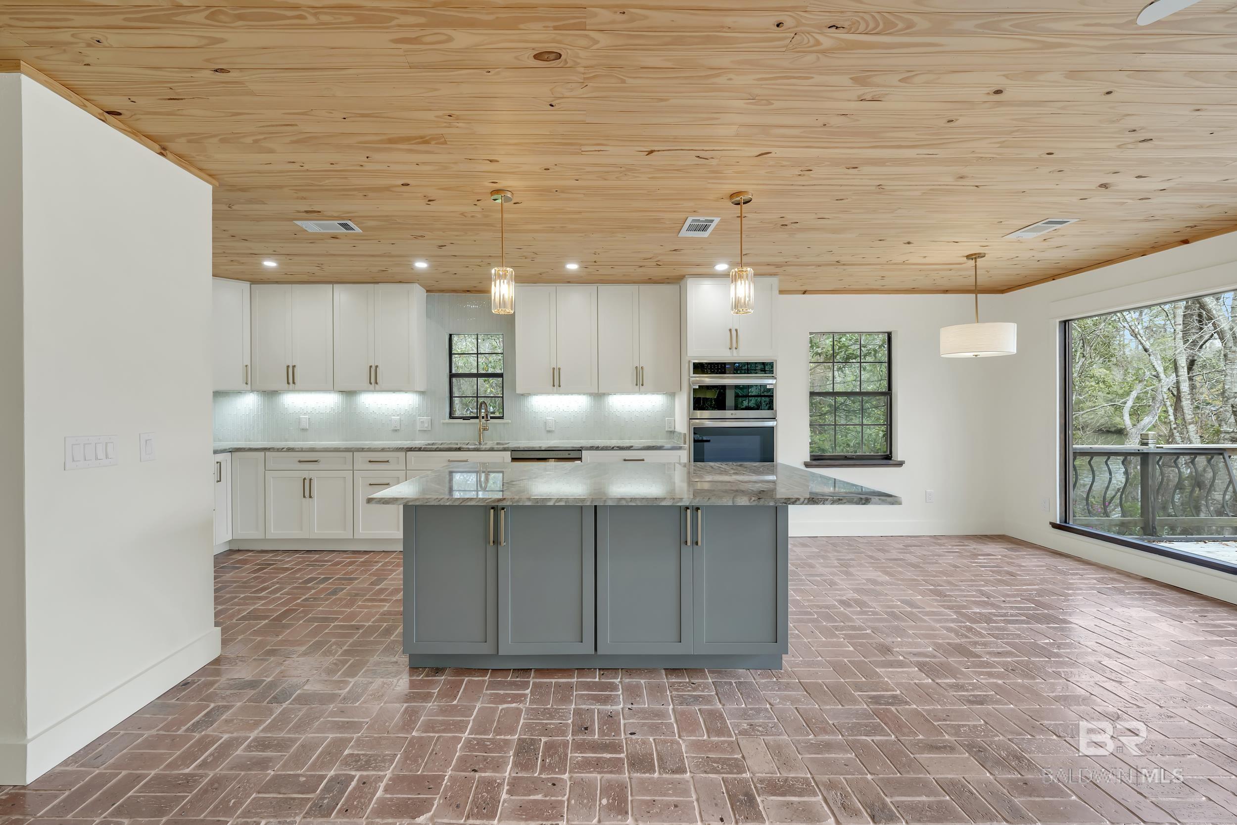 7808 N Wenzel Road, Foley, AL, 36535