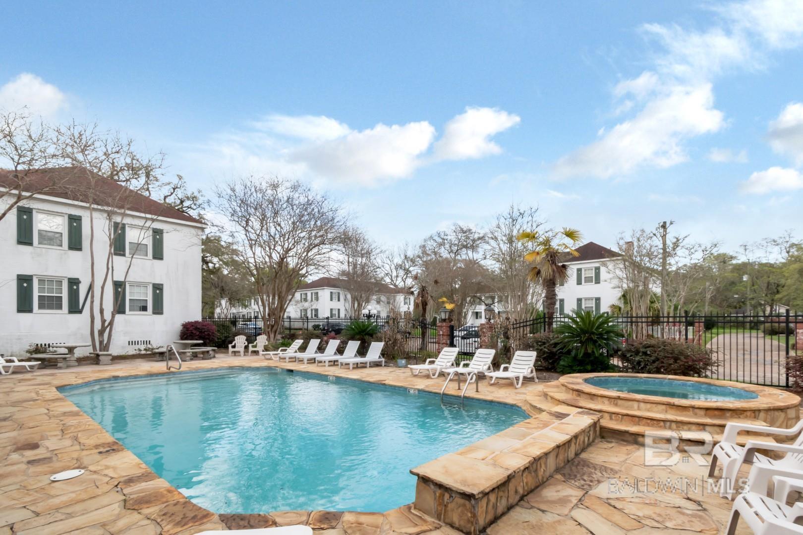 214 Upham Street UNIT 17c, Mobile, AL, 36607