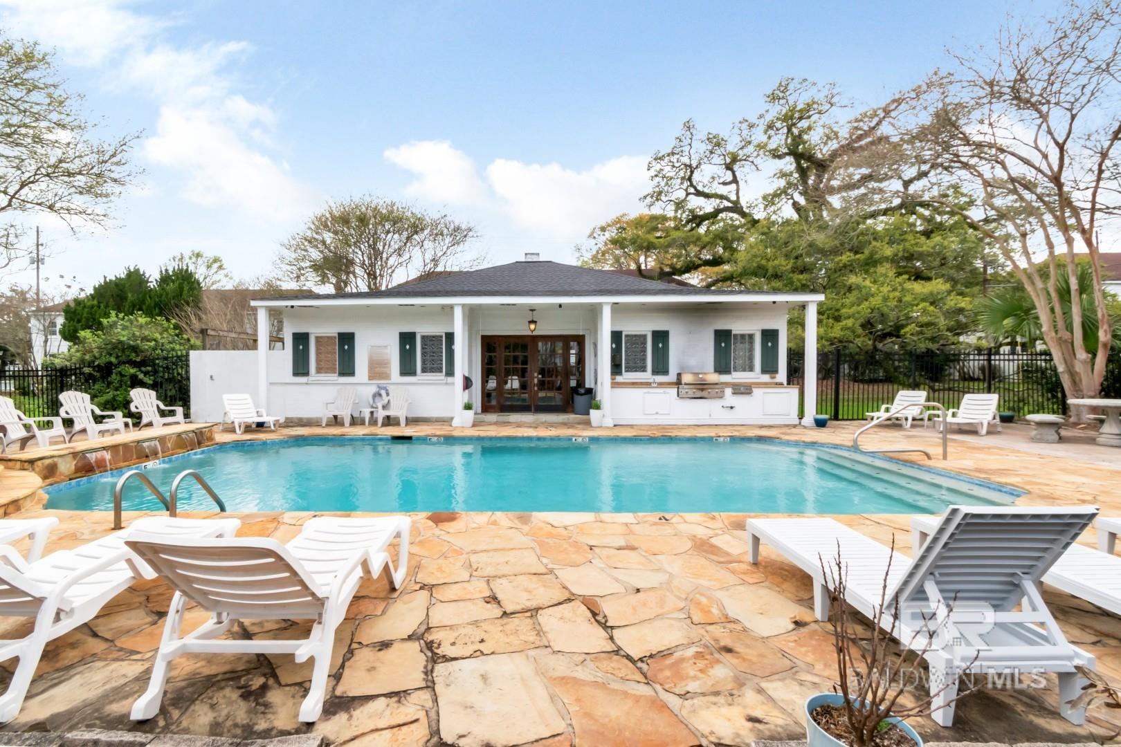 214 Upham Street UNIT 17c, Mobile, AL, 36607