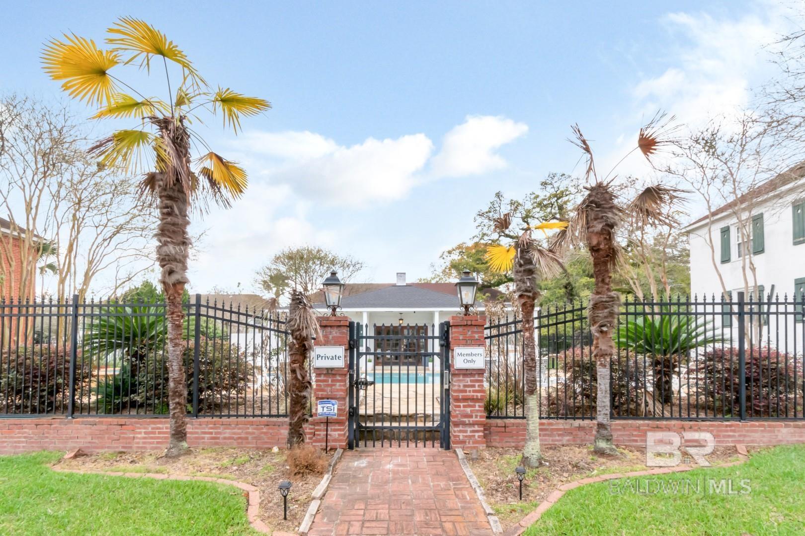 214 Upham Street UNIT 17c, Mobile, AL, 36607