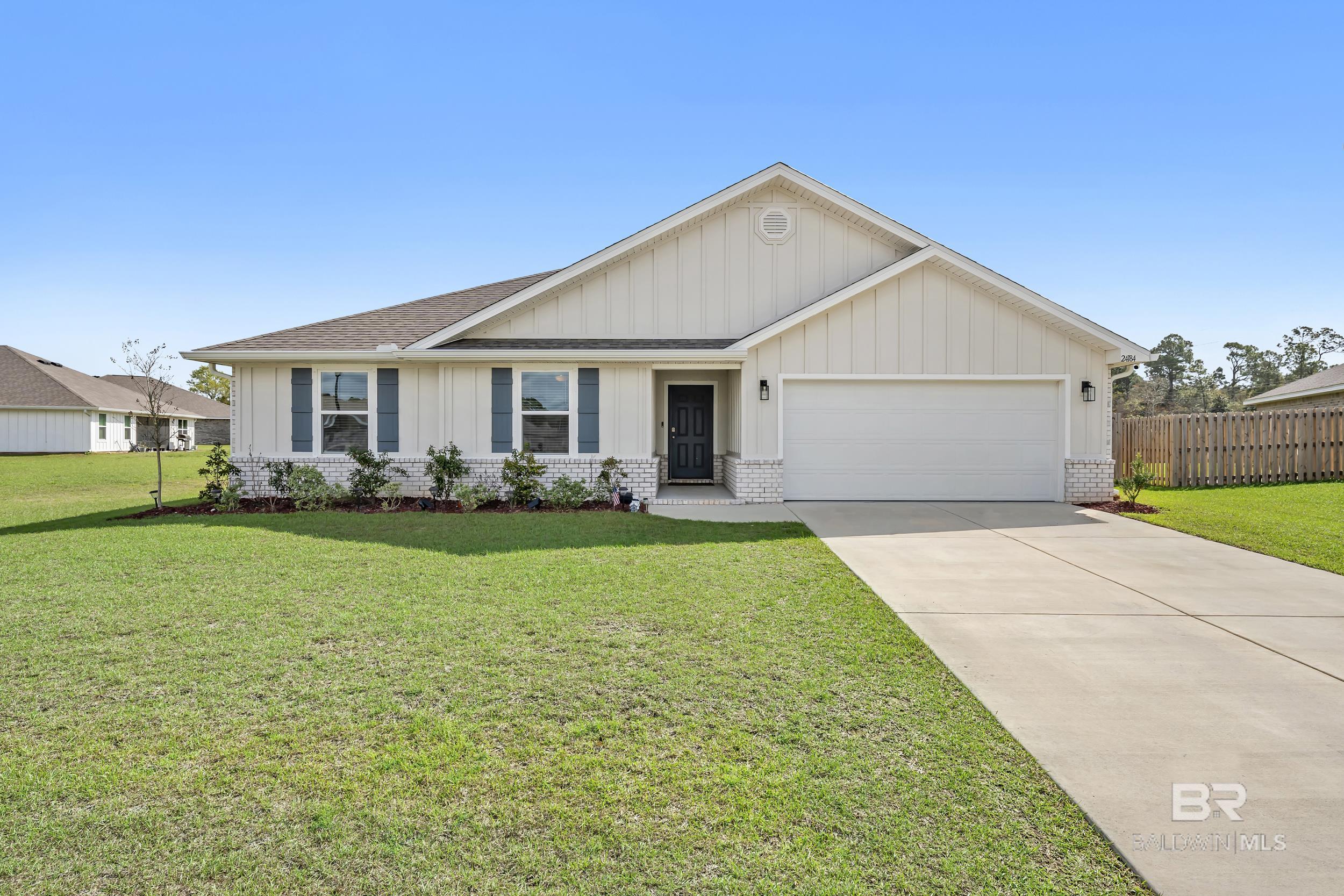 Gulf Shores Middle School - Homes for Sale