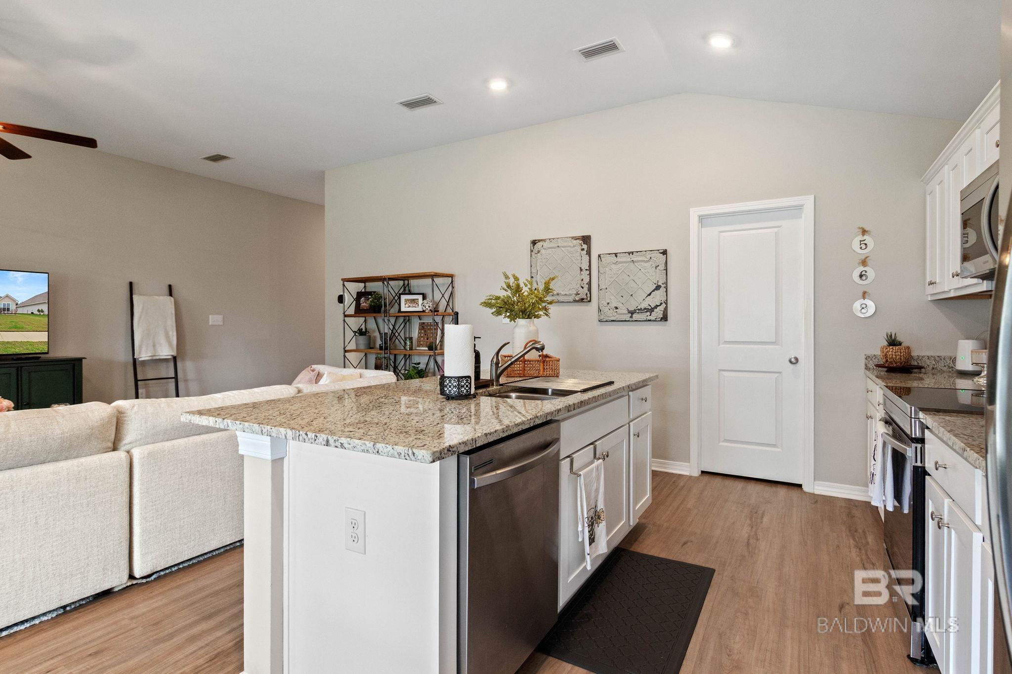 1203 Hayward Loop, Foley, AL, 36535