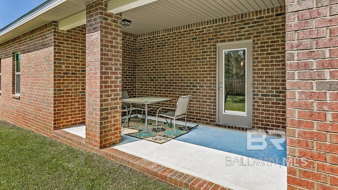 https://zimg.paragon.ice.com/ParagonImages/Property/PG/BCAR/393423/28/0/0/de550f819bde2a5009e1f5e198435839/7/0f3ccd19d8e39bdb160ba84c467c17fa/393423-5566BABC-3A6F-432B-A204-2596890EE03B.JPG