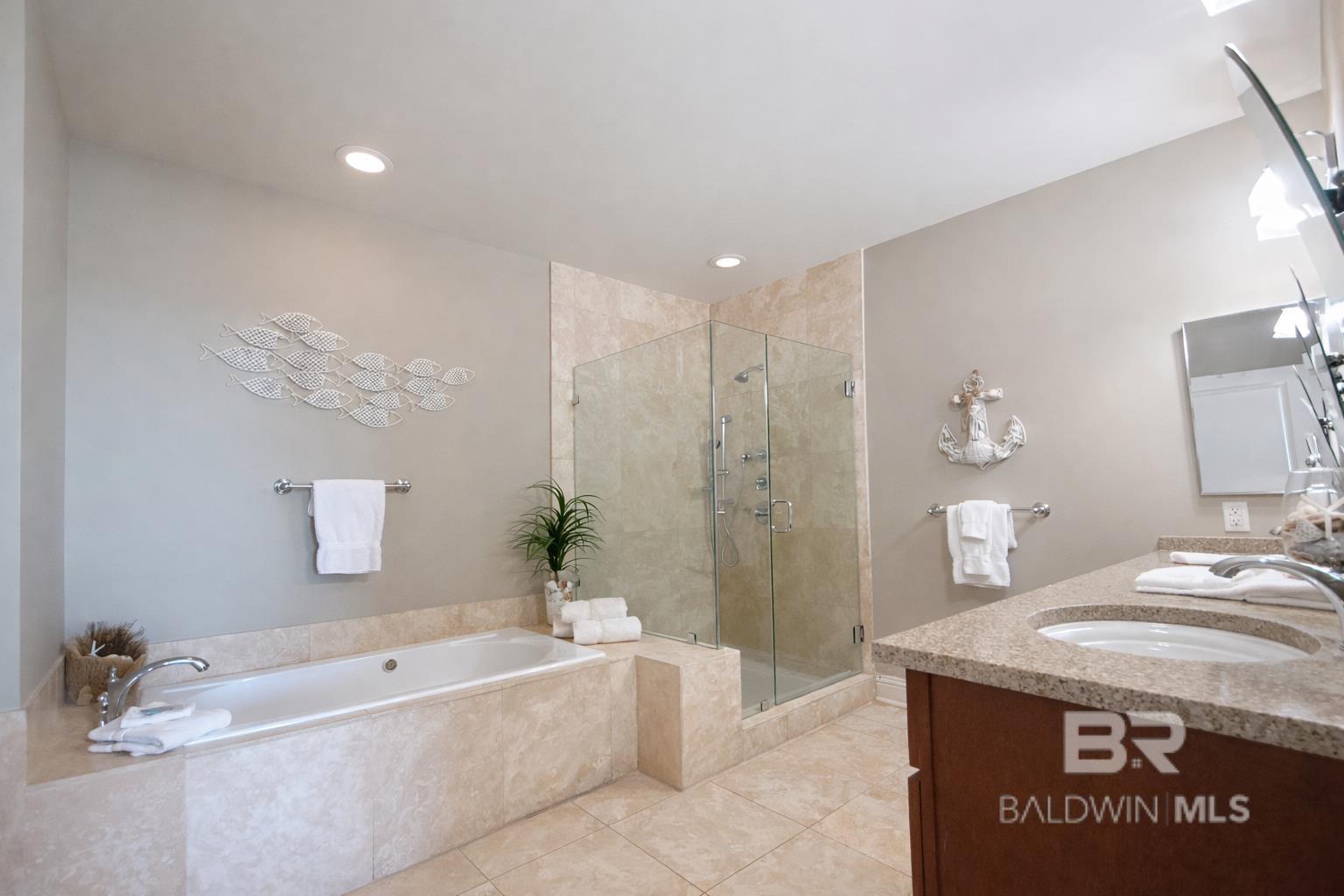 4851 Wharf Parkway UNIT 401, Orange Beach, AL, 36561