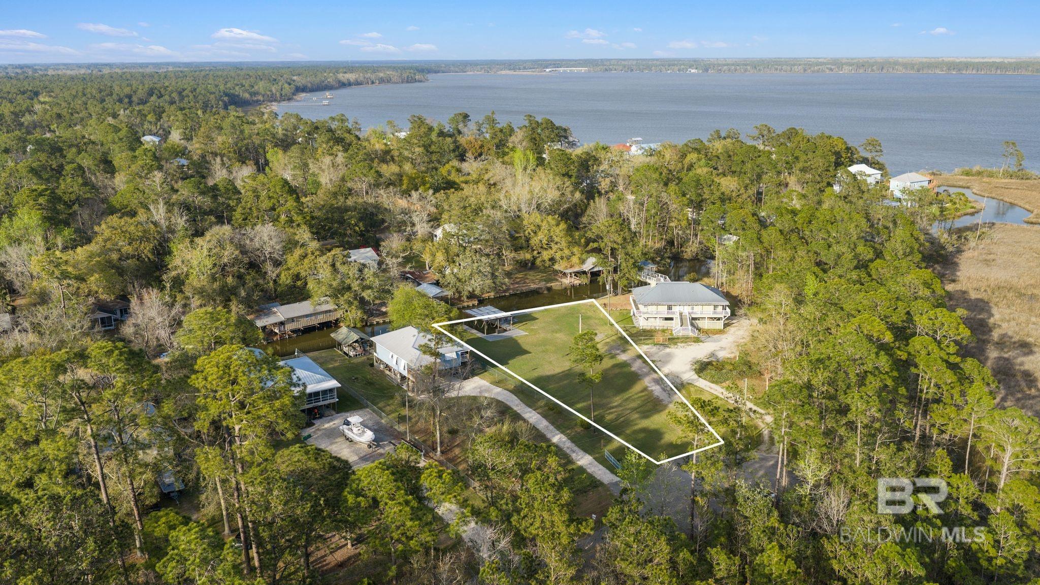 10225 Bayou Circle, Fairhope, AL, 36532