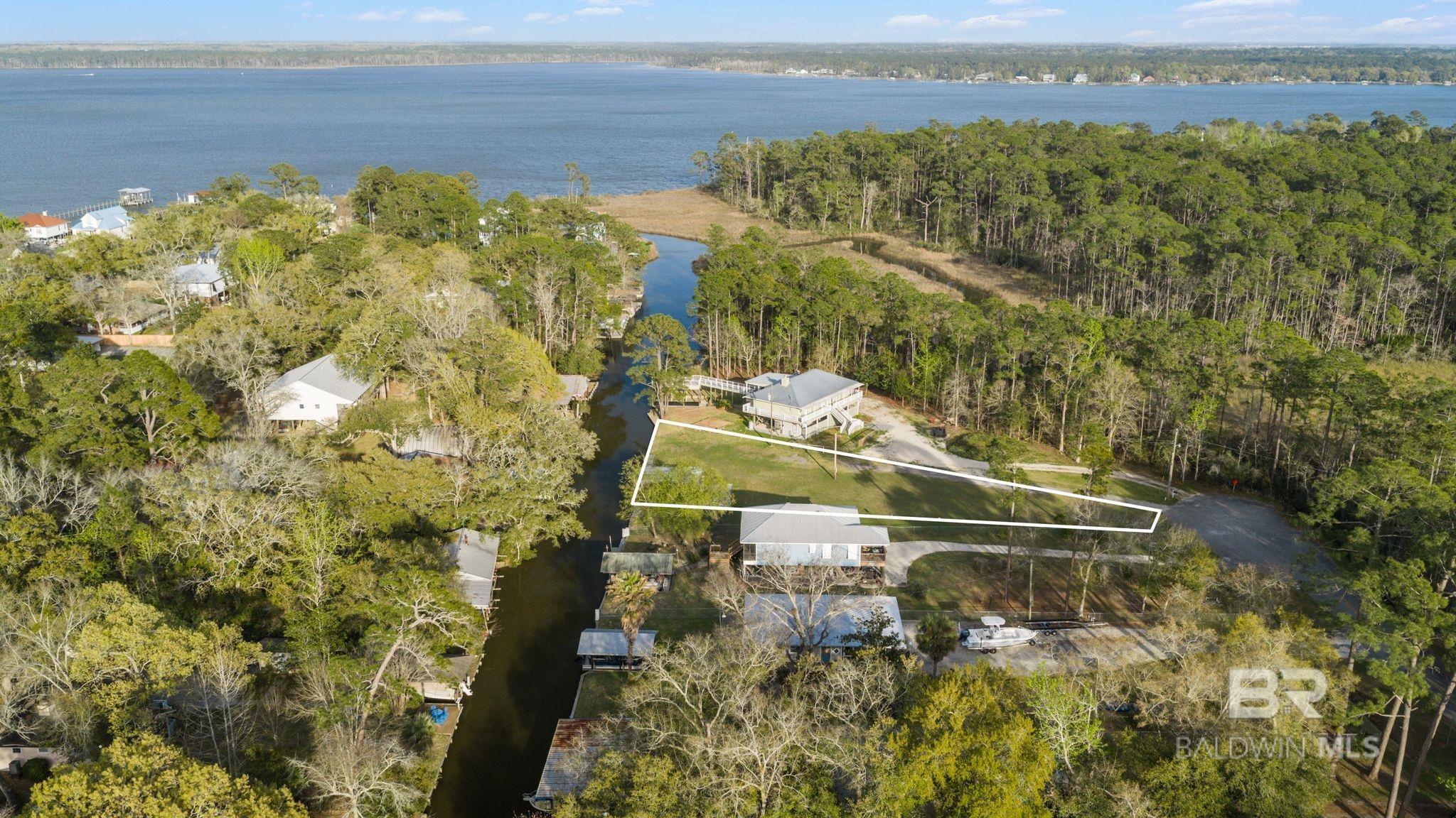 10225 Bayou Circle, Fairhope, AL, 36532