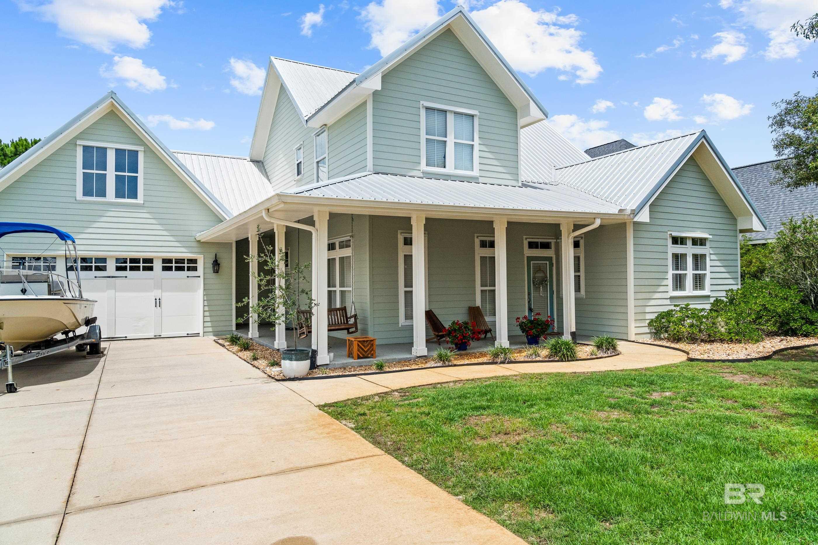 https://zimg.paragon.ice.com/ParagonImages/Property/PG/BCAR/393471/1/0/0/68c2f87373ed90e33bf9507a45f110b7/7/eac48cb38d857ff20efa7ba6e2c533ef/393471-7216beb1-ba79-4bd8-b04d-3f8ee5589ad6.JPG