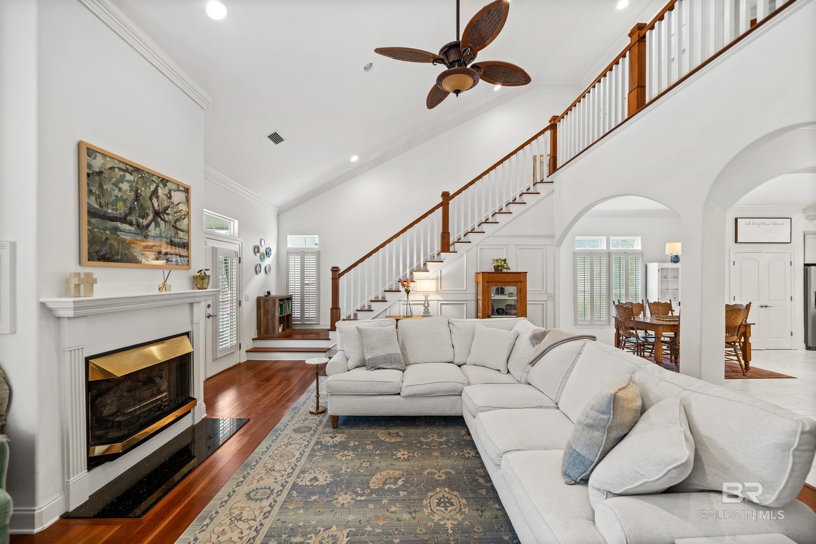 https://zimg.paragon.ice.com/ParagonImages/Property/PG/BCAR/393471/19/0/0/6b70ae8f468d14218480f89e32198fdb/7/eac48cb38d857ff20efa7ba6e2c533ef/393471-030dc046-1882-4525-9a07-8080e8e25847.JPG