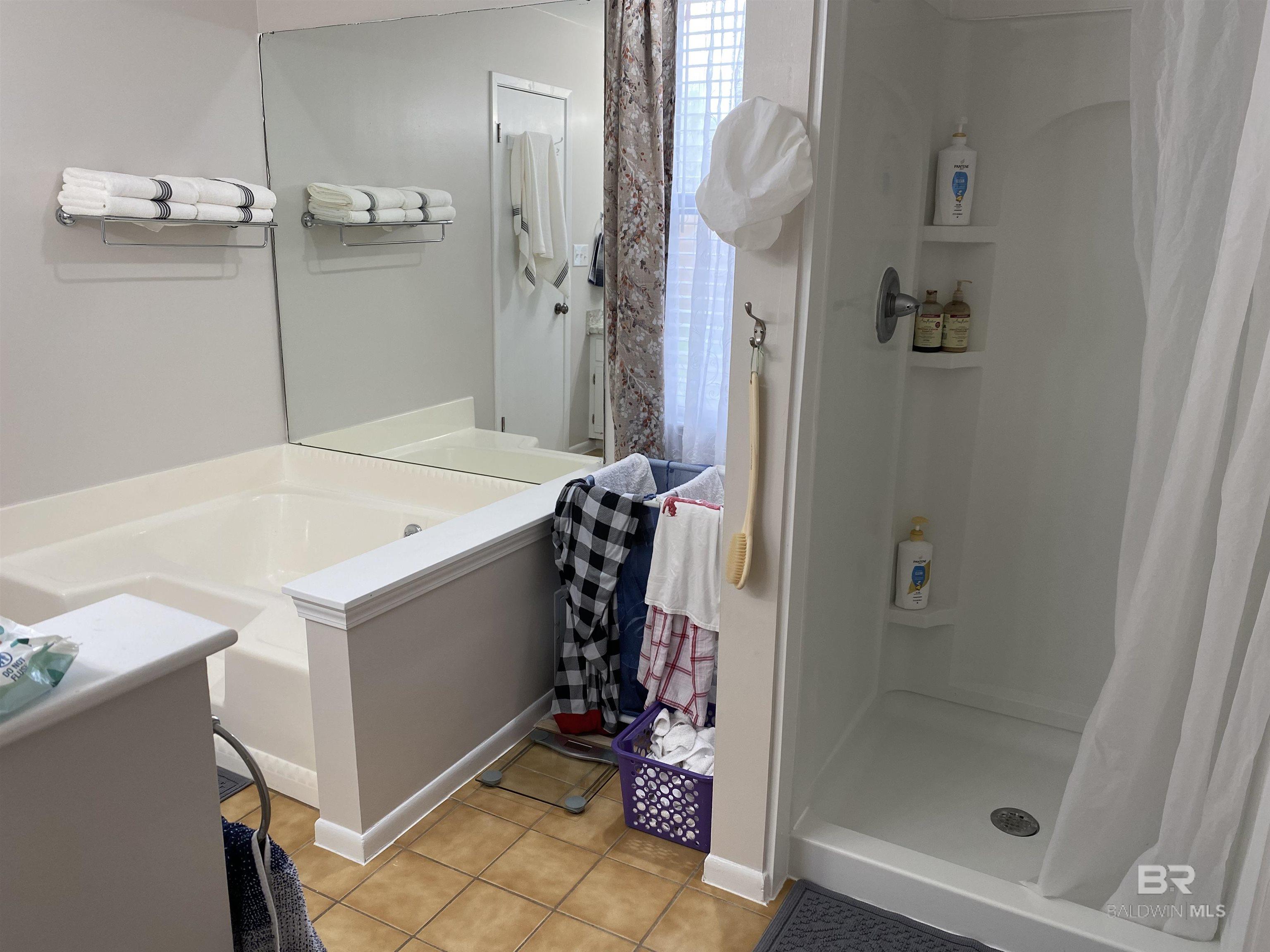 603 E Walker Avenue, Foley, AL, 36535