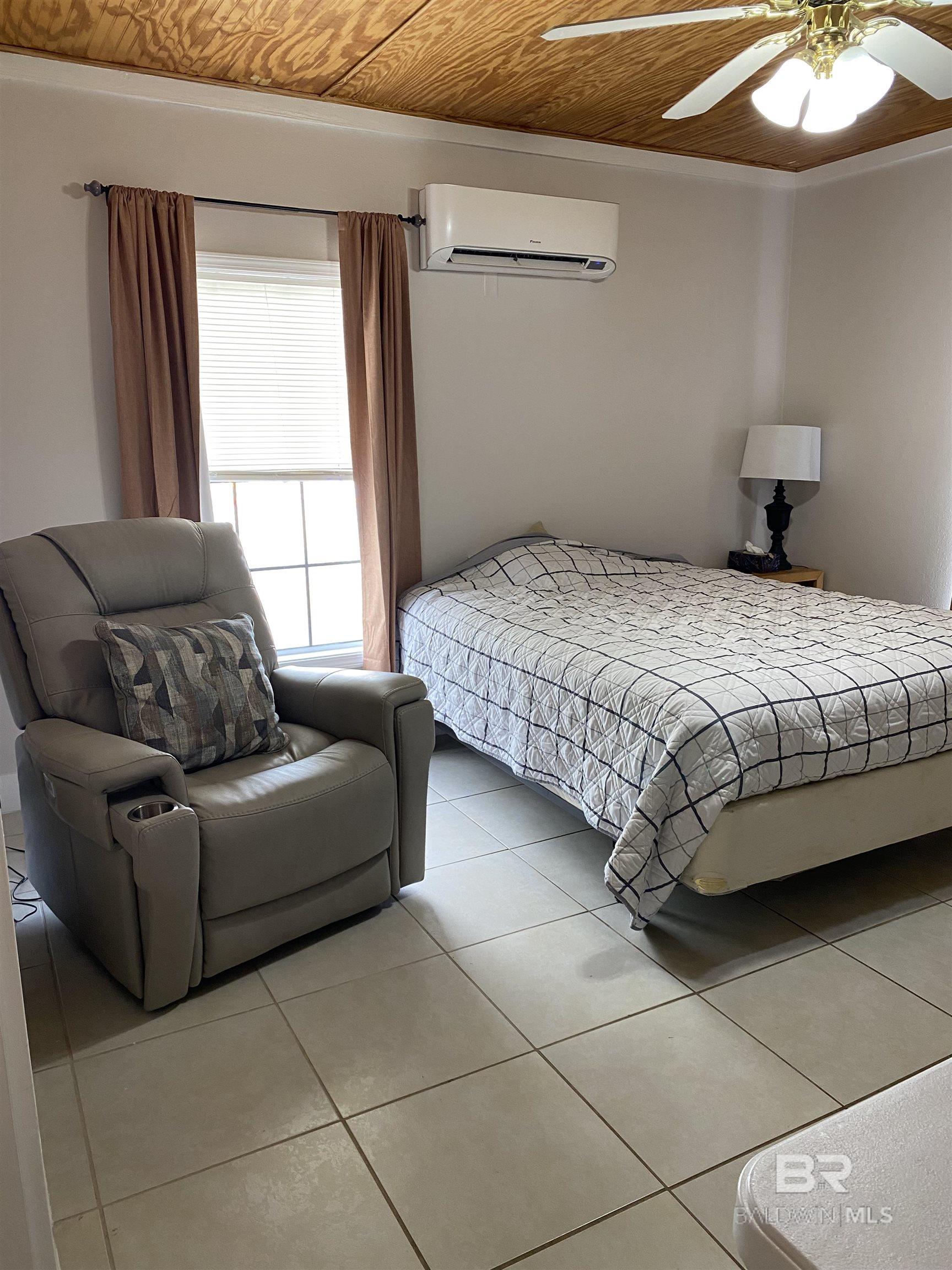 603 E Walker Avenue, Foley, AL, 36535