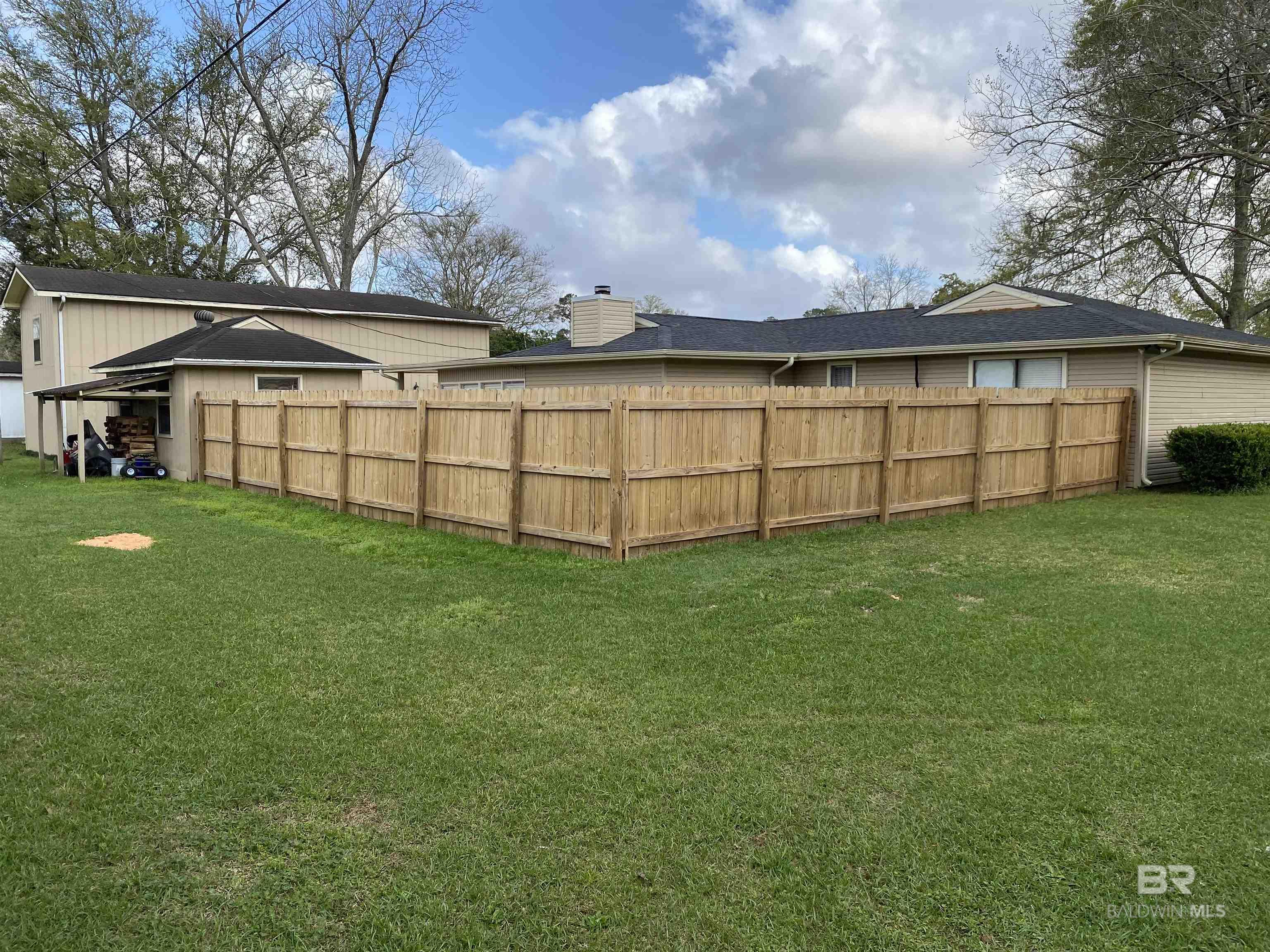 603 E Walker Avenue, Foley, AL, 36535