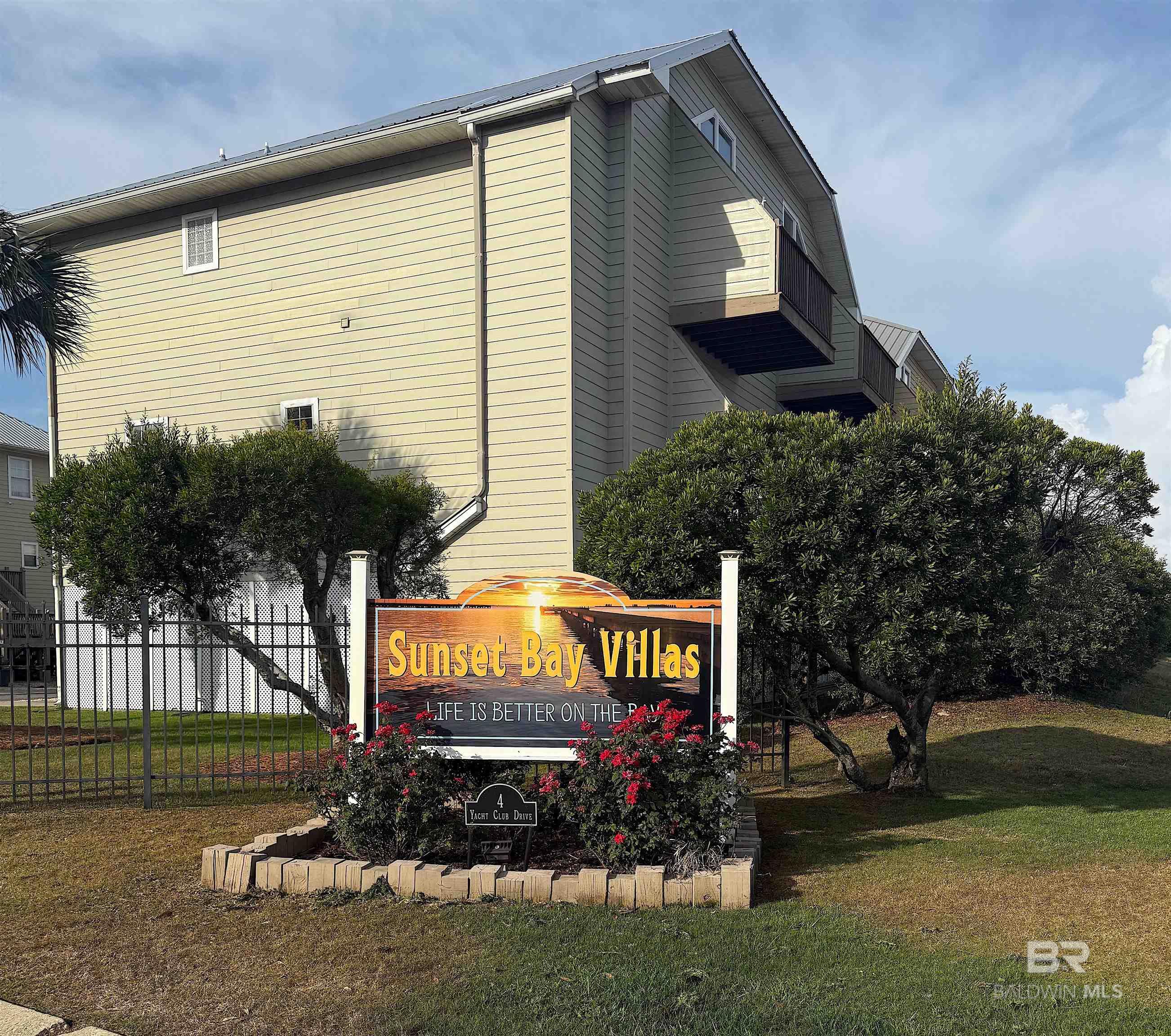 4 Yacht Club Drive UNIT 9, Daphne, AL, 36526