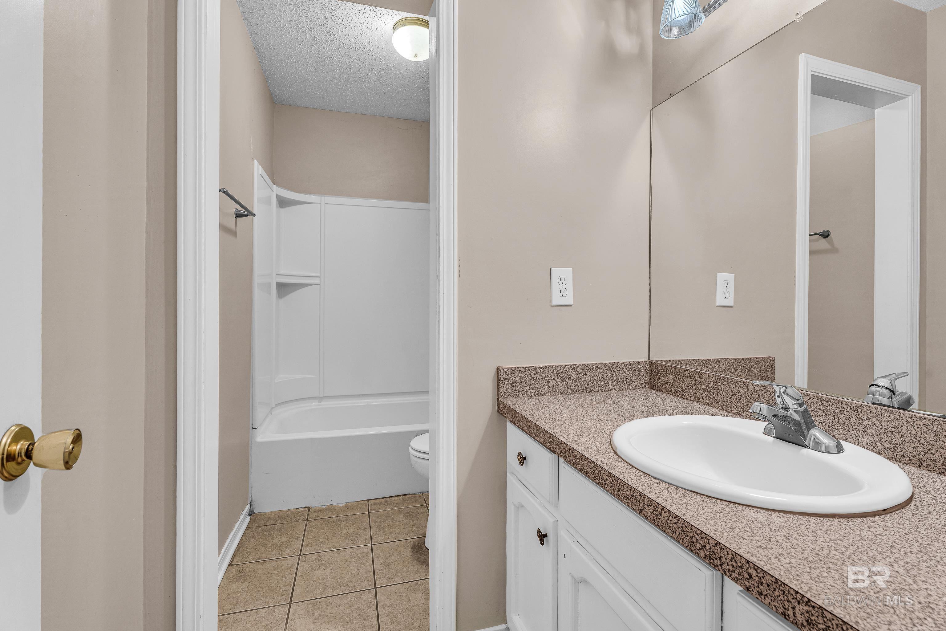 225 Denise Lane, Spanish Fort, AL, 36527