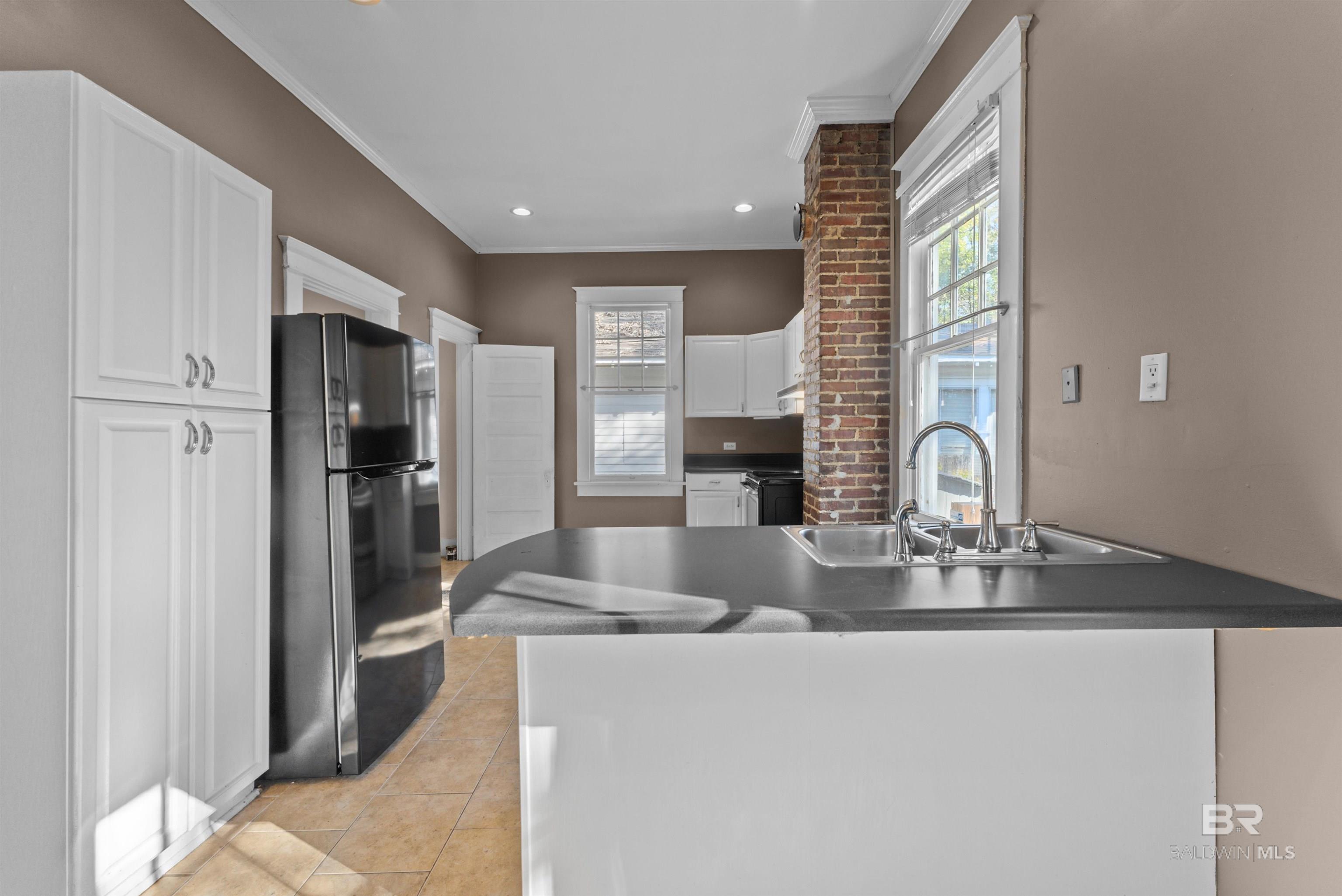 21 HOUSTON Street, Mobile, AL, 36606