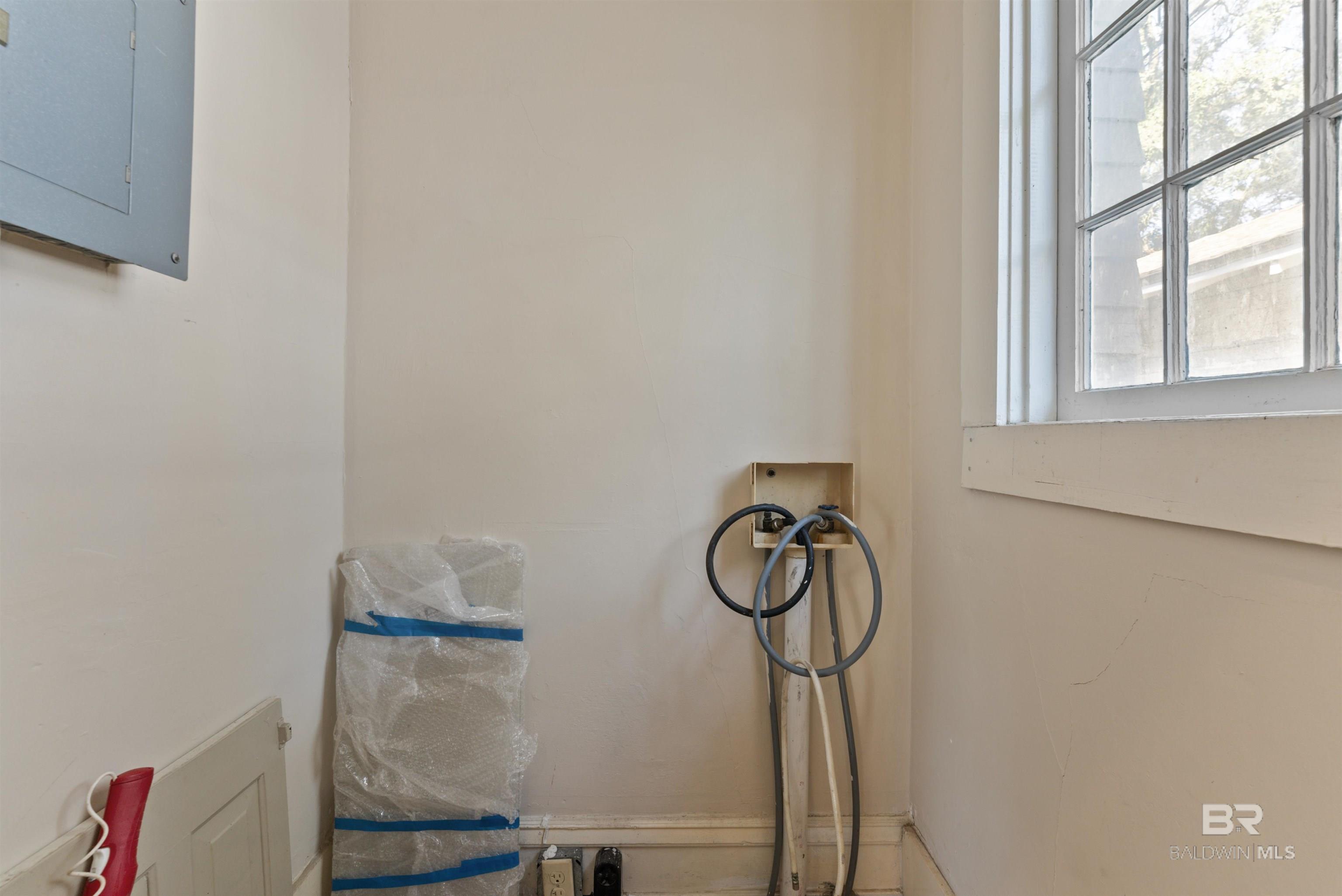 21 HOUSTON Street, Mobile, AL, 36606