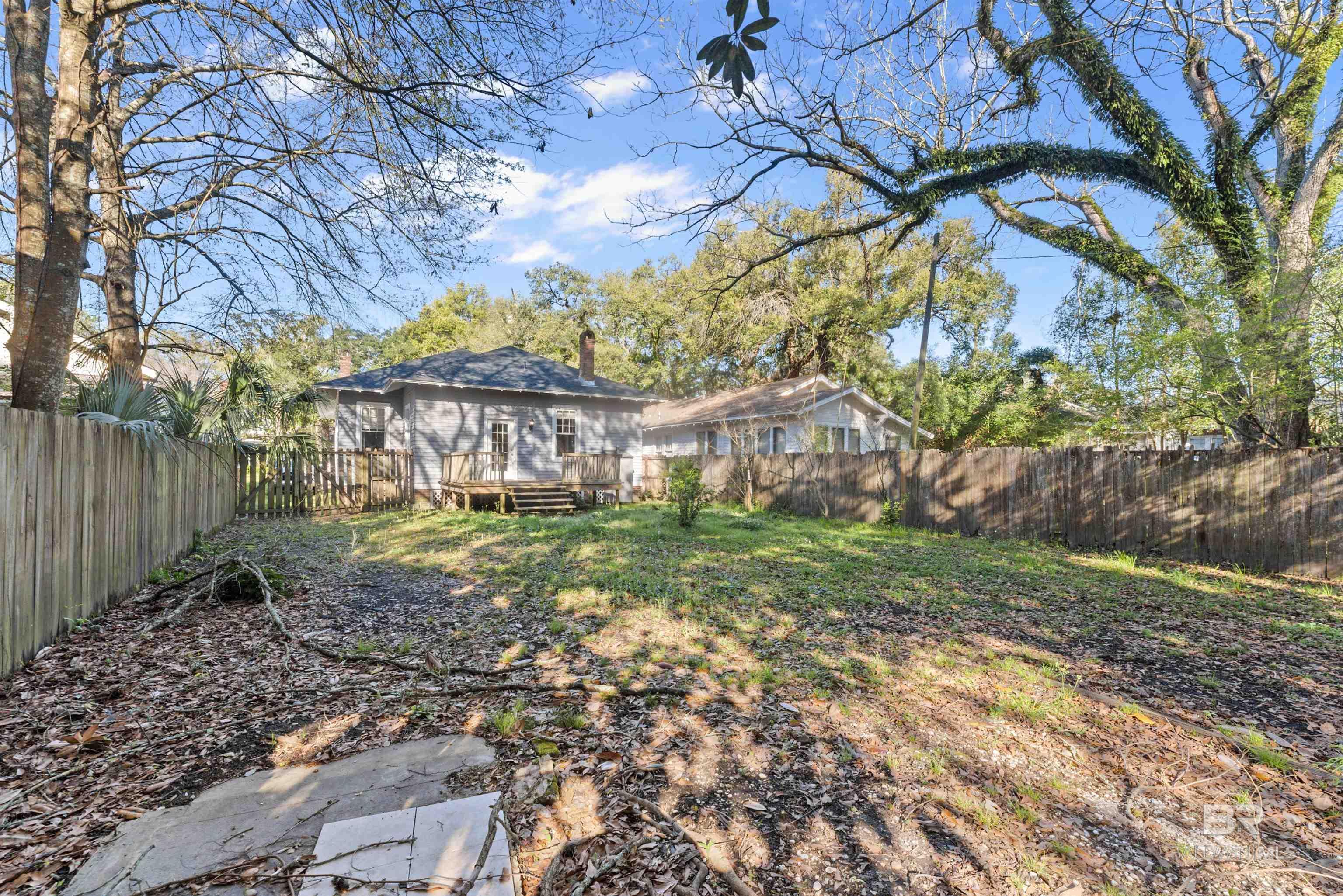 21 HOUSTON Street, Mobile, AL, 36606