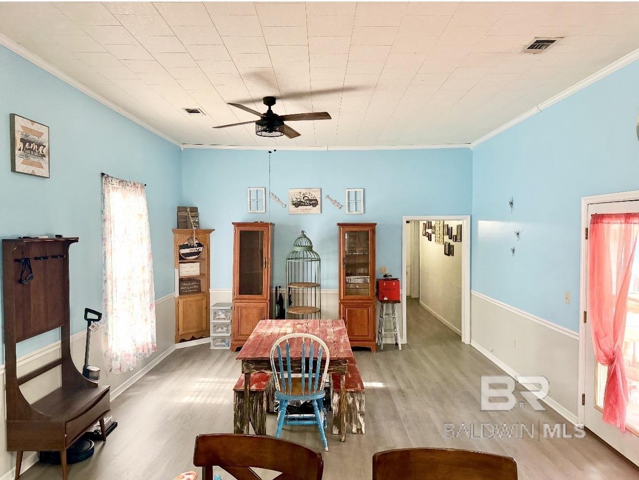 https://zimg.paragon.ice.com/ParagonImages/Property/PG/BCAR/393547/14/0/0/376e8cf3242ff69fd3bfd7c9d93ade00/7/544bf0144f4610ac01856cf76cbe7ab1/393547-0823148e-11b0-48f6-9083-ecac6ec6c882.JPG