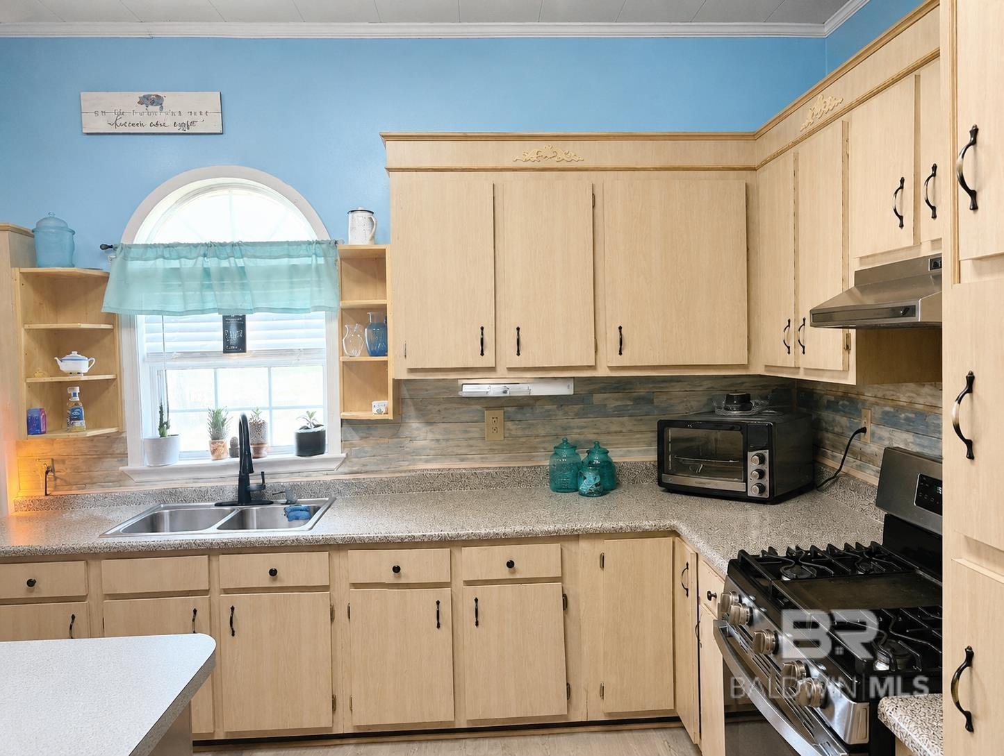 https://zimg.paragon.ice.com/ParagonImages/Property/PG/BCAR/393547/15/0/0/091c25b595c19bb0d36c29b6592ddc0e/7/544bf0144f4610ac01856cf76cbe7ab1/393547-3af8e7b1-6069-4575-a524-699a2d6c3bbf.JPG