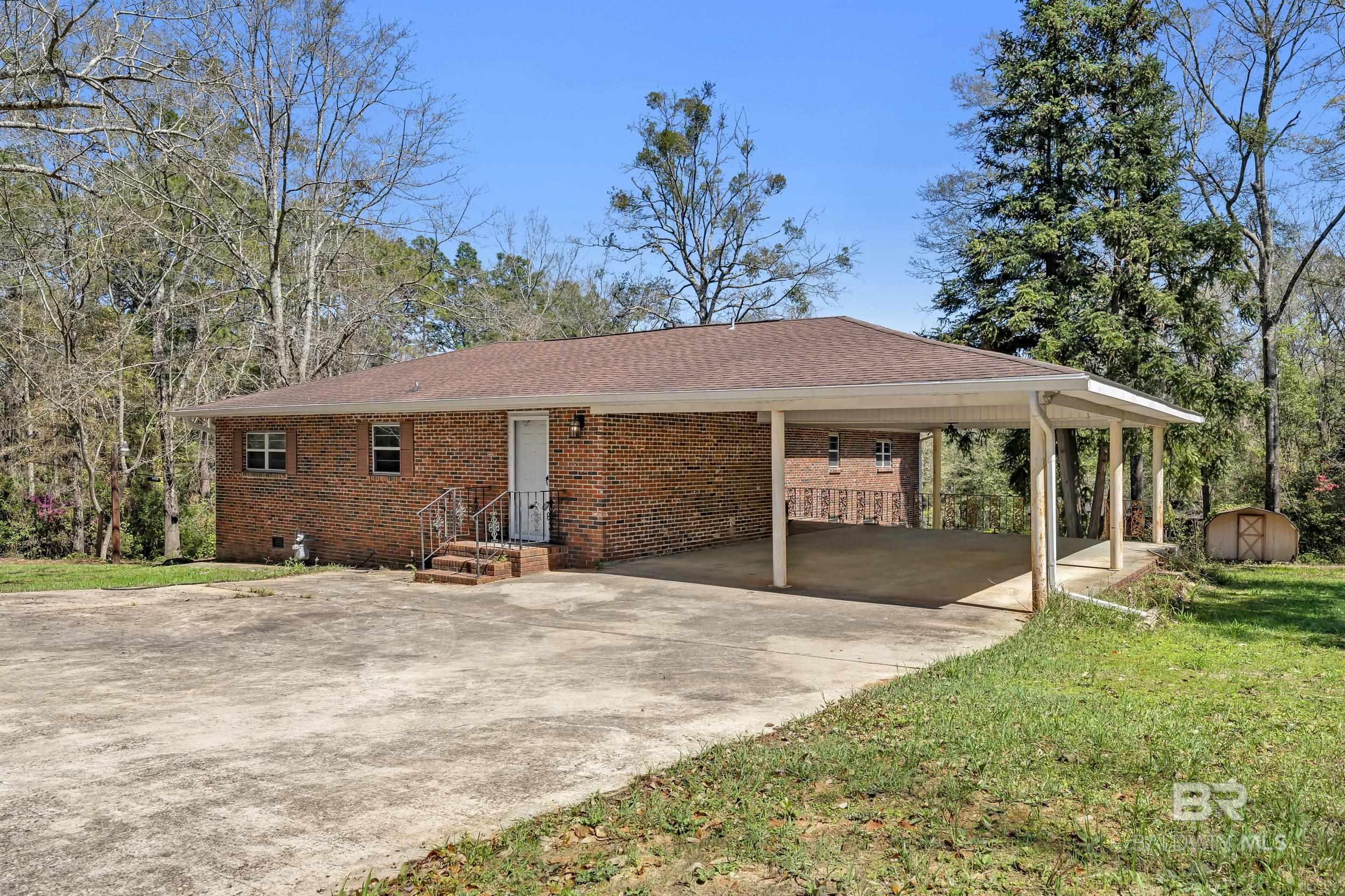 5225 PERSONS Drive, Mobile, AL, 36618