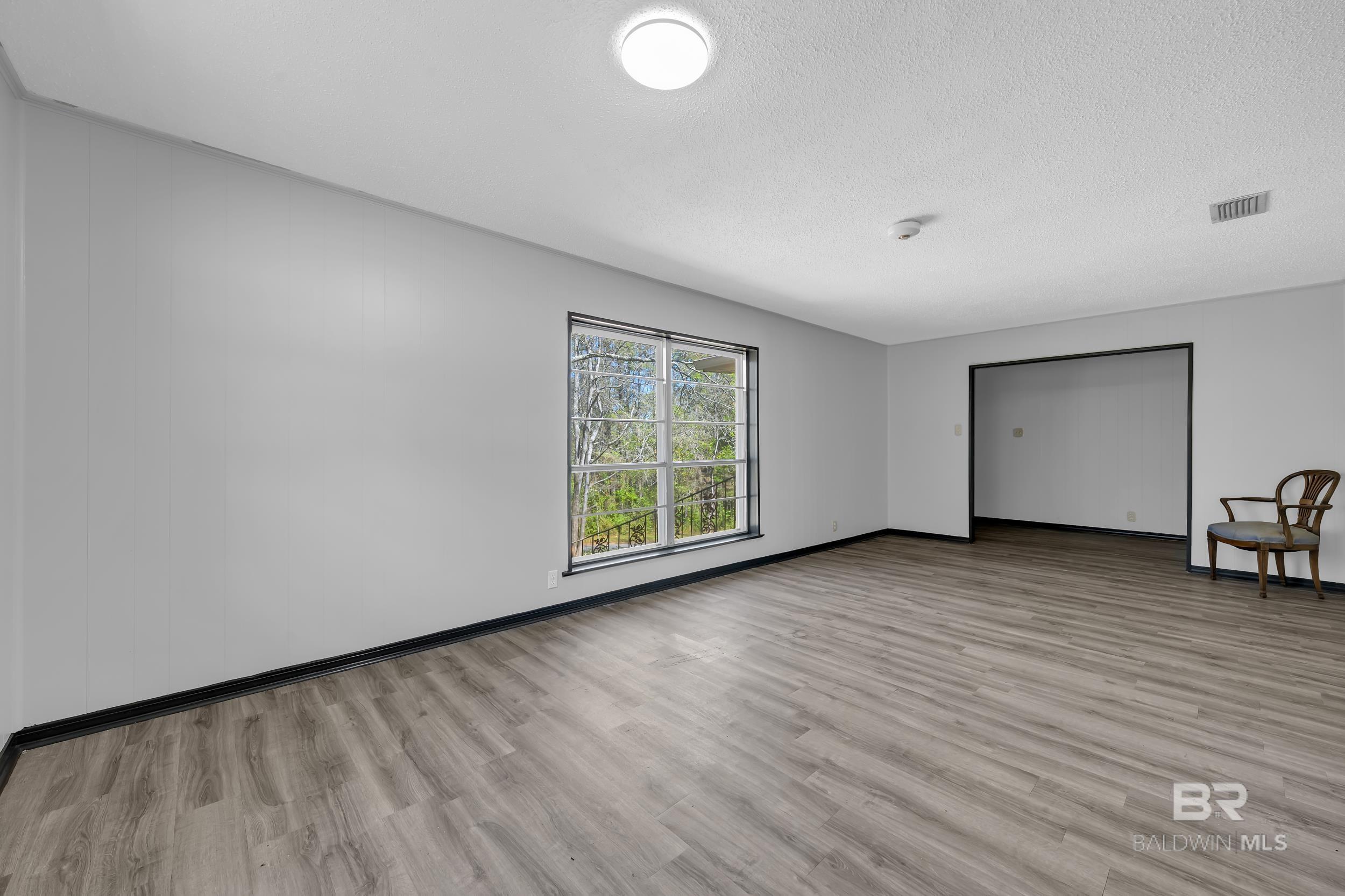 5225 PERSONS Drive, Mobile, AL, 36618