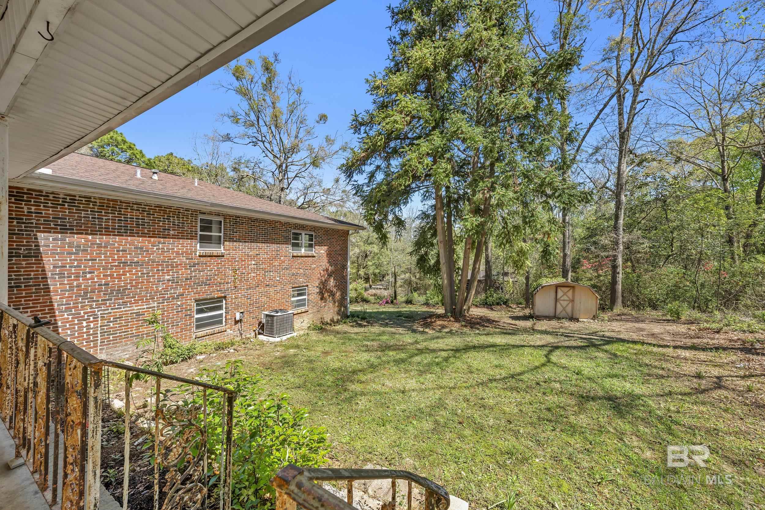 5225 PERSONS Drive, Mobile, AL, 36618