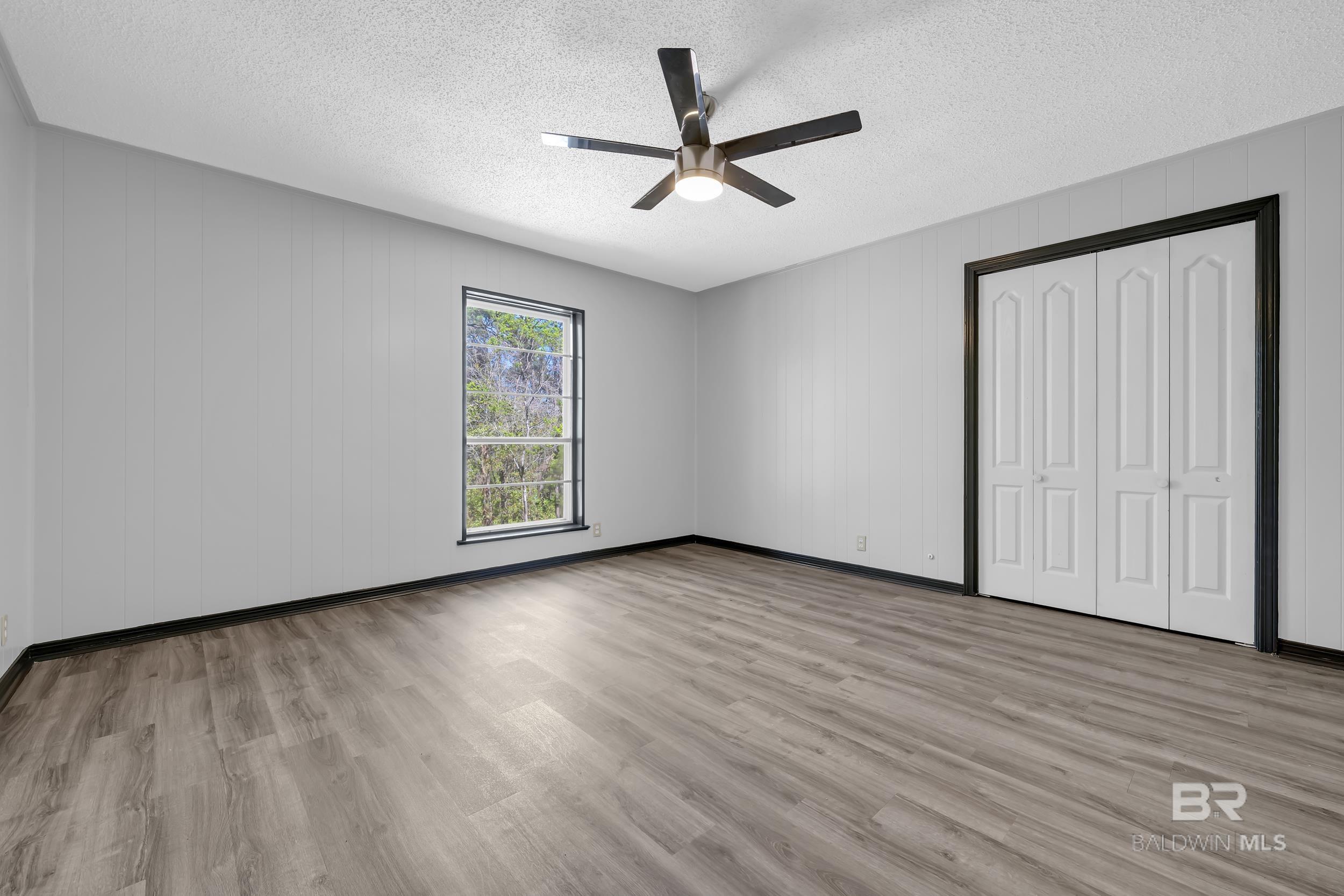 5225 PERSONS Drive, Mobile, AL, 36618