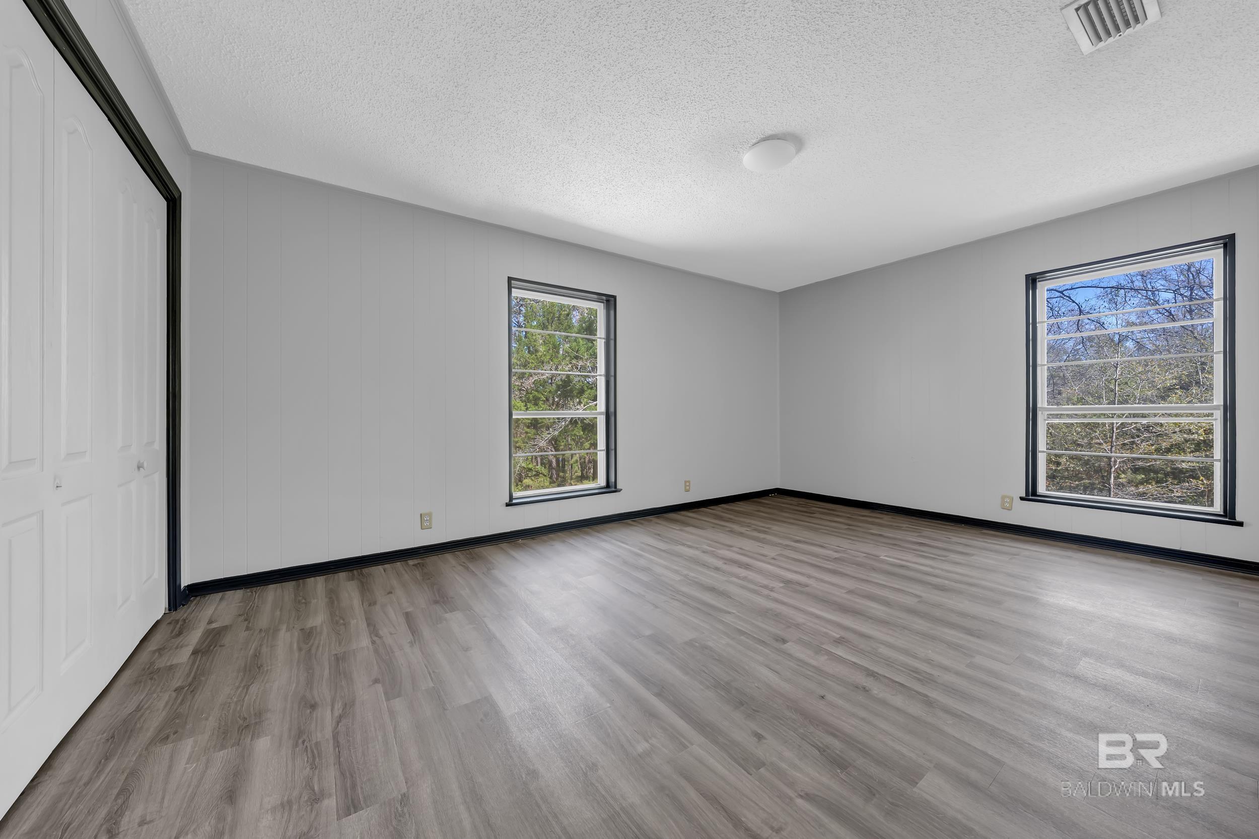 5225 PERSONS Drive, Mobile, AL, 36618