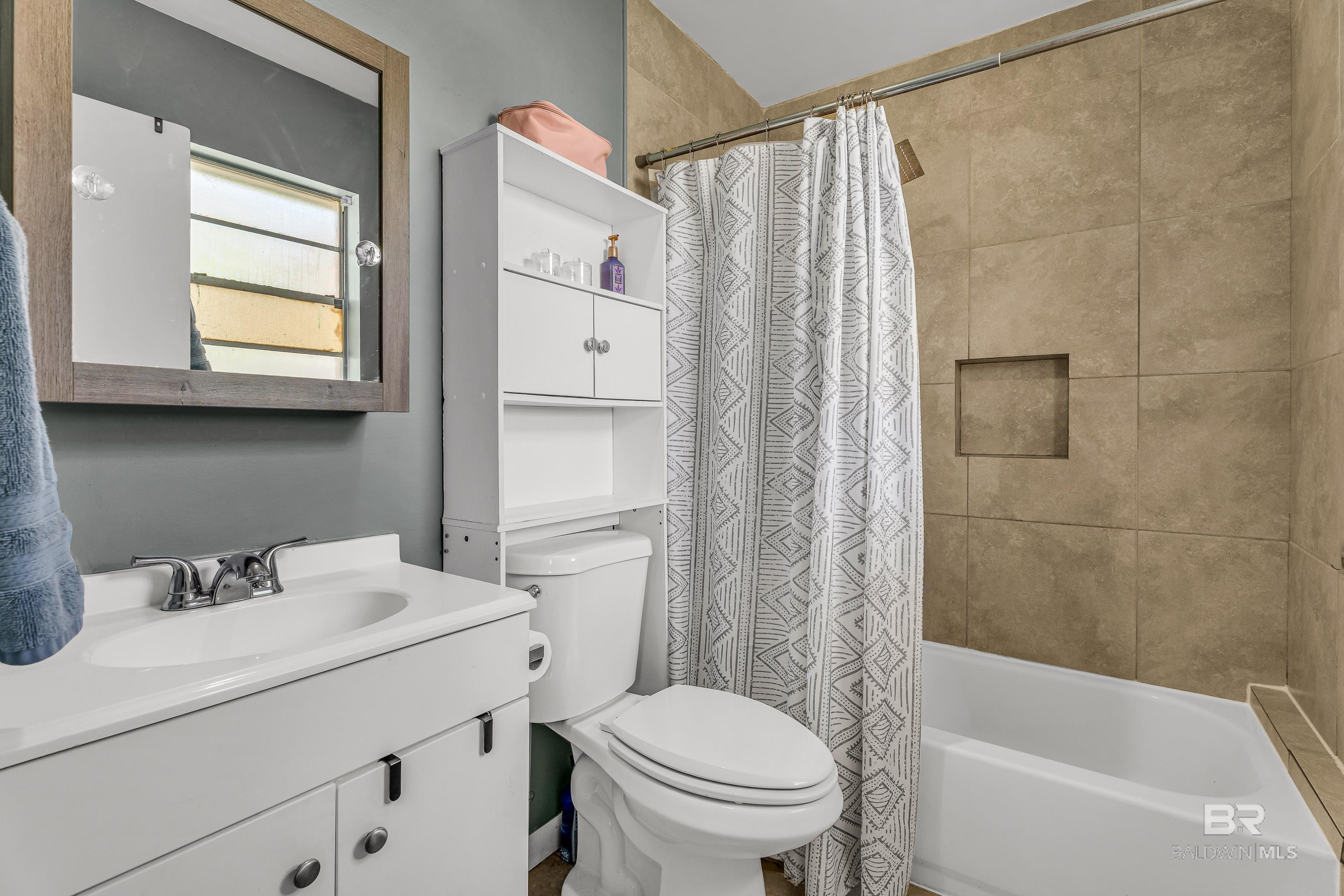 407 E Myrtle Avenue, Foley, AL, 36535