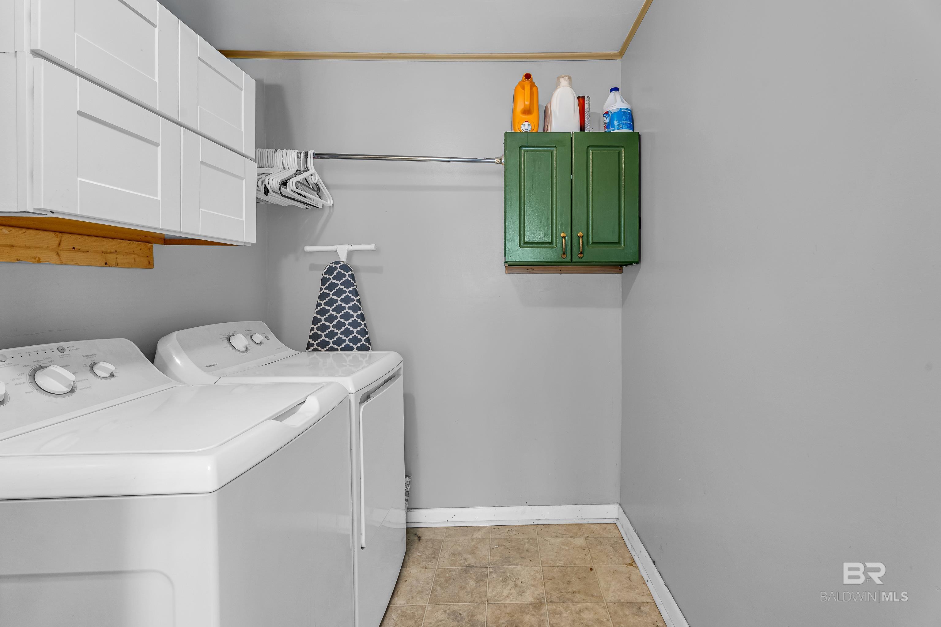 407 E Myrtle Avenue, Foley, AL, 36535