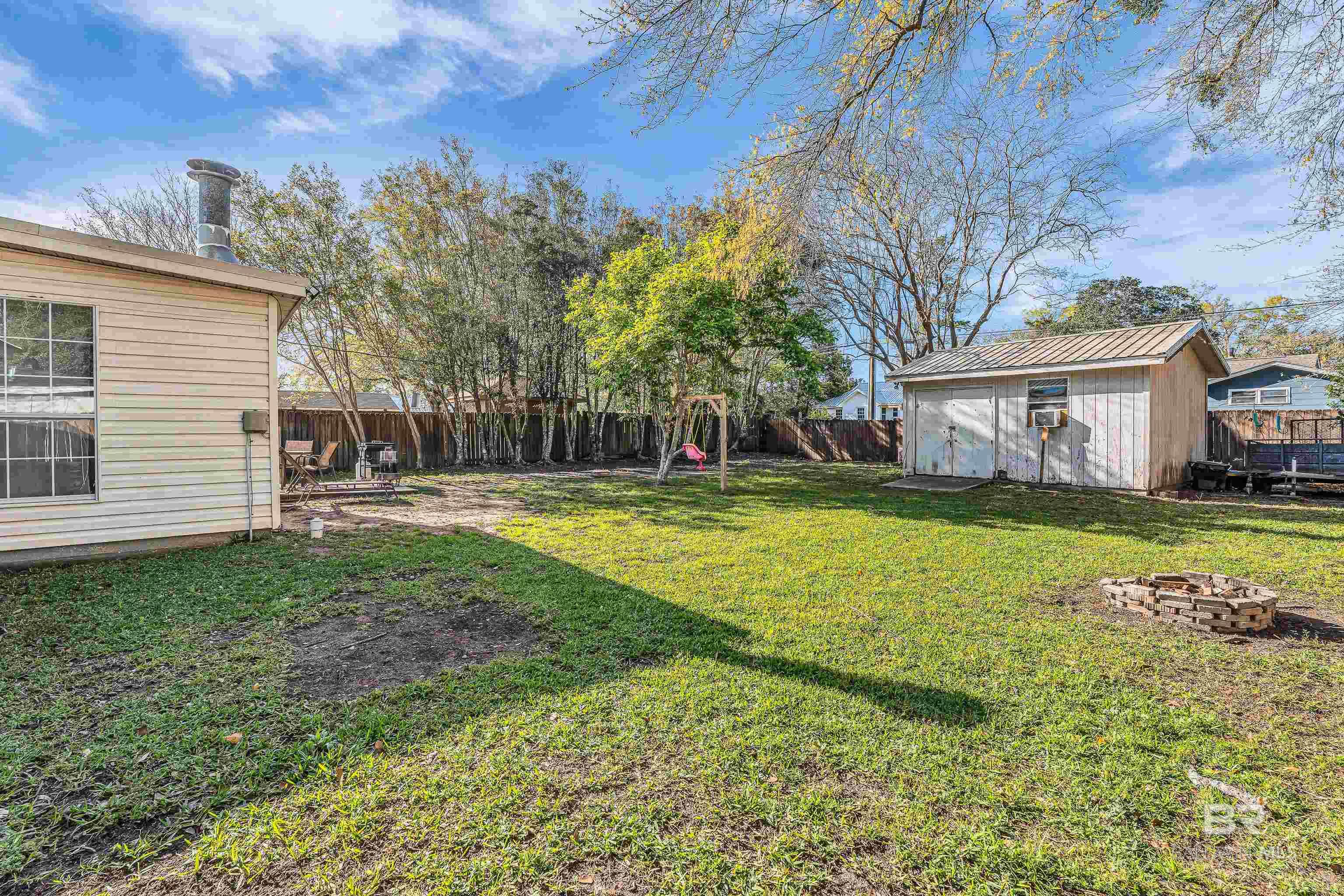 407 E Myrtle Avenue, Foley, AL, 36535