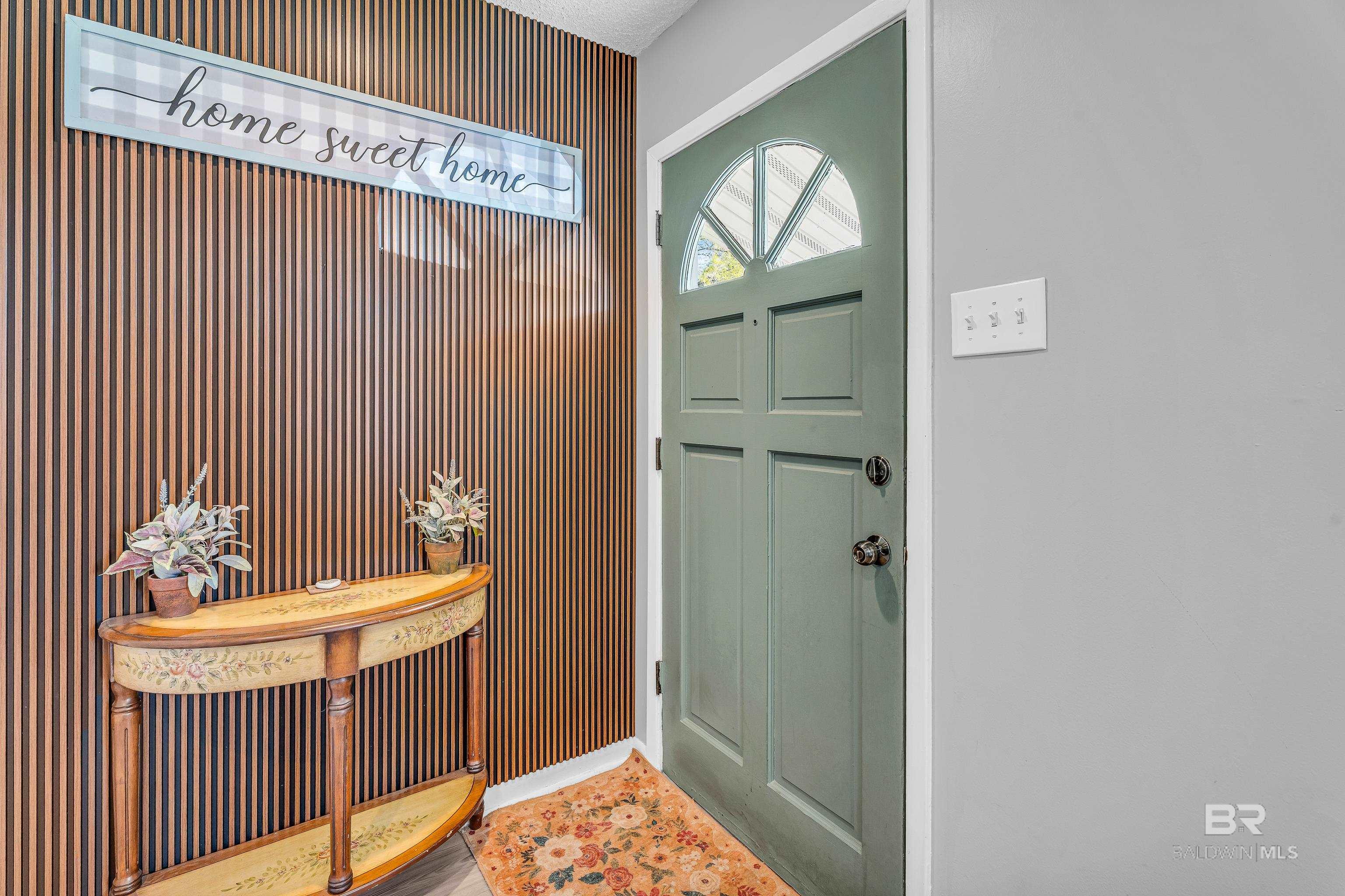 407 E Myrtle Avenue, Foley, AL, 36535