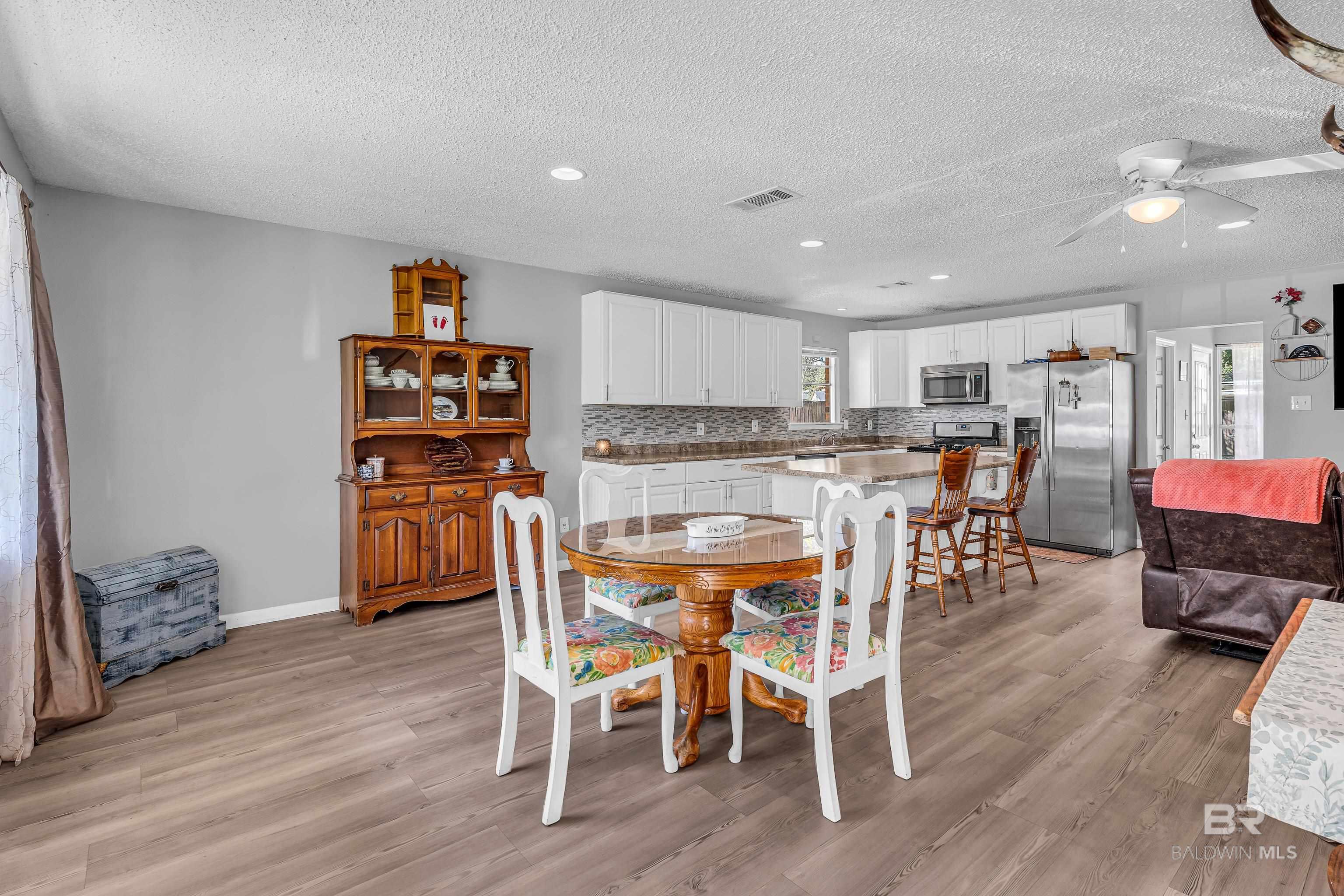 407 E Myrtle Avenue, Foley, AL, 36535