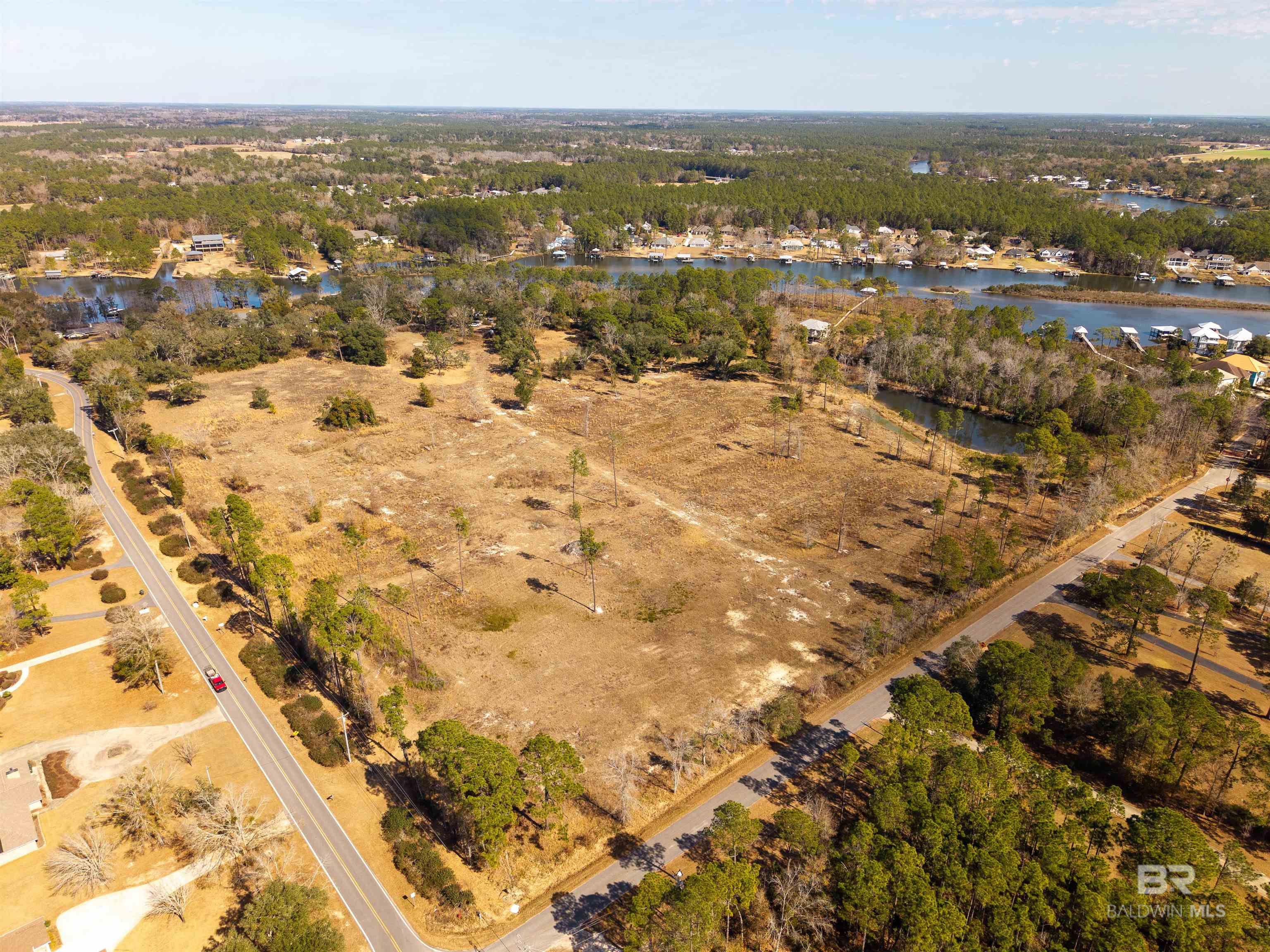7 Kingfisher Court, Foley, AL, 36535