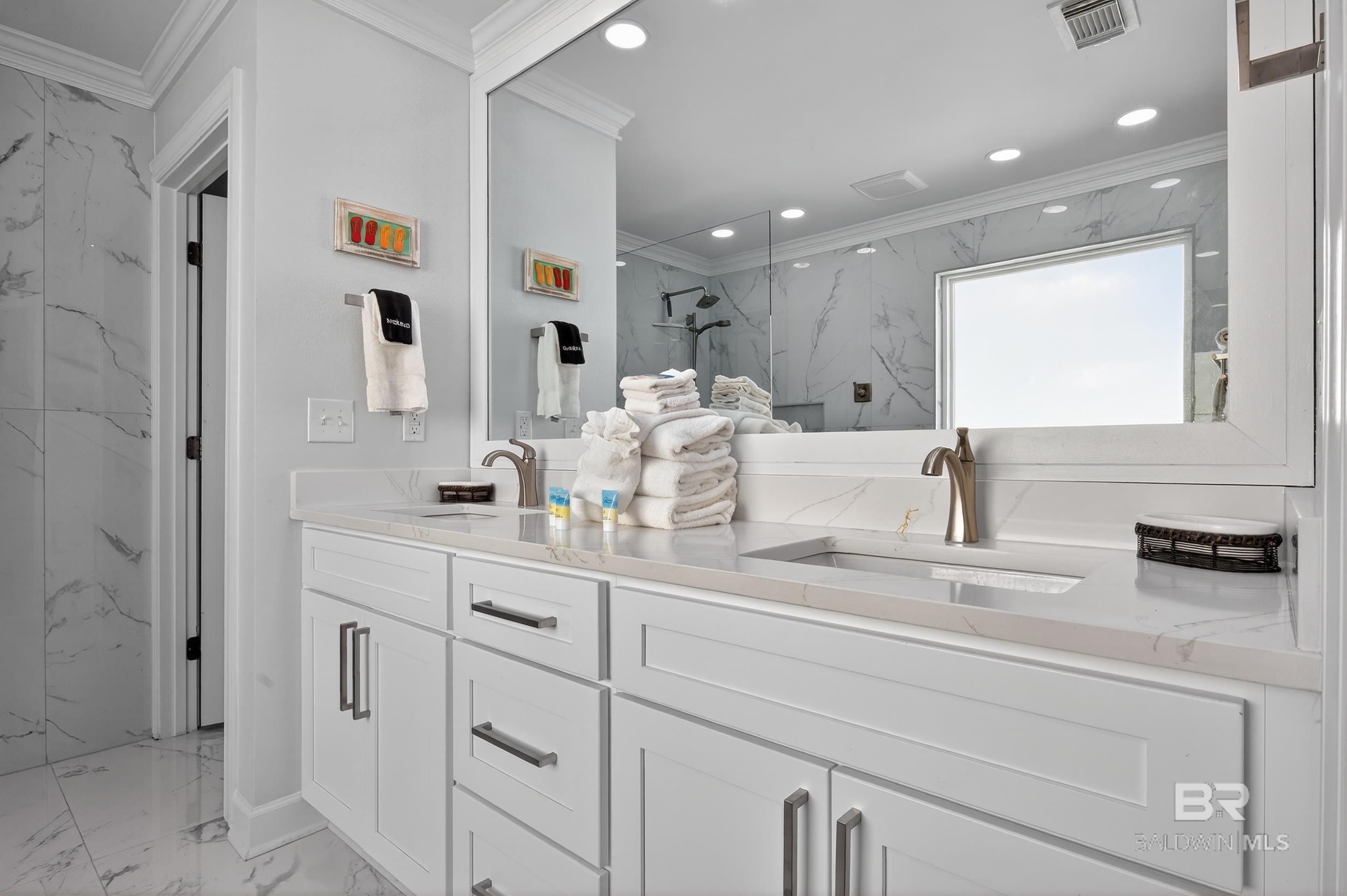 1416 W Dune Drive, Gulf Shores, AL, 36542