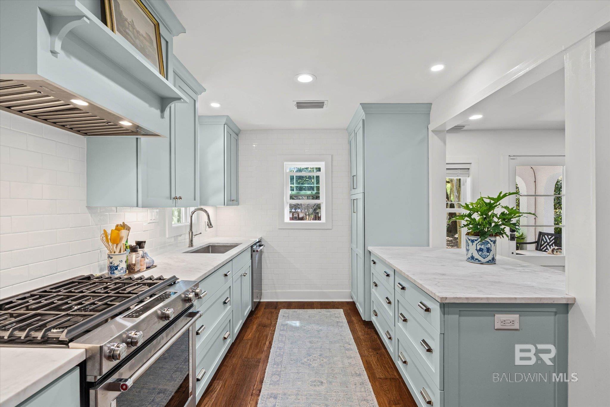 653 Fairhope Avenue, Fairhope, AL, 36532