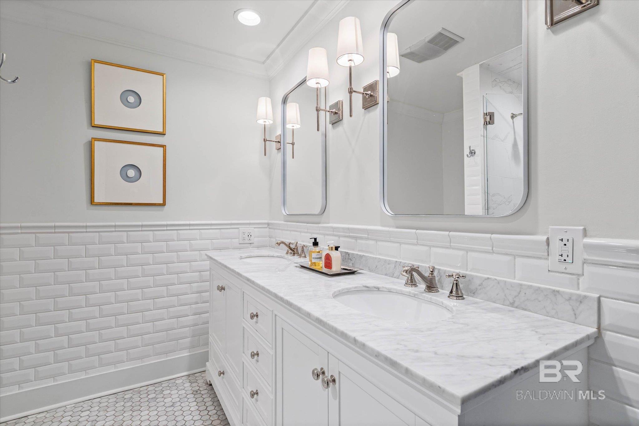 653 Fairhope Avenue, Fairhope, AL, 36532