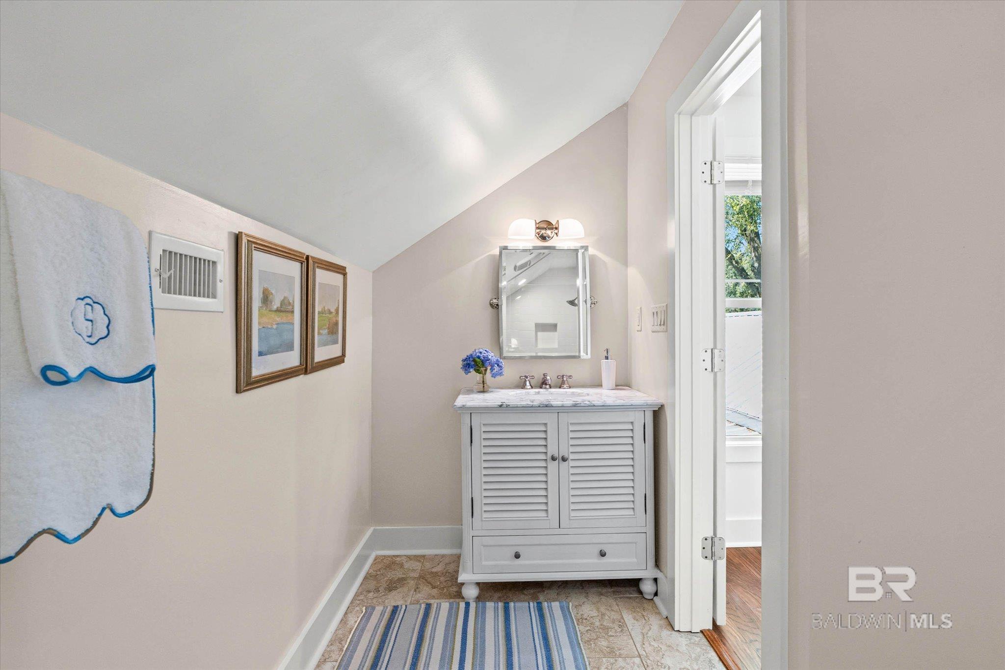 653 Fairhope Avenue, Fairhope, AL, 36532