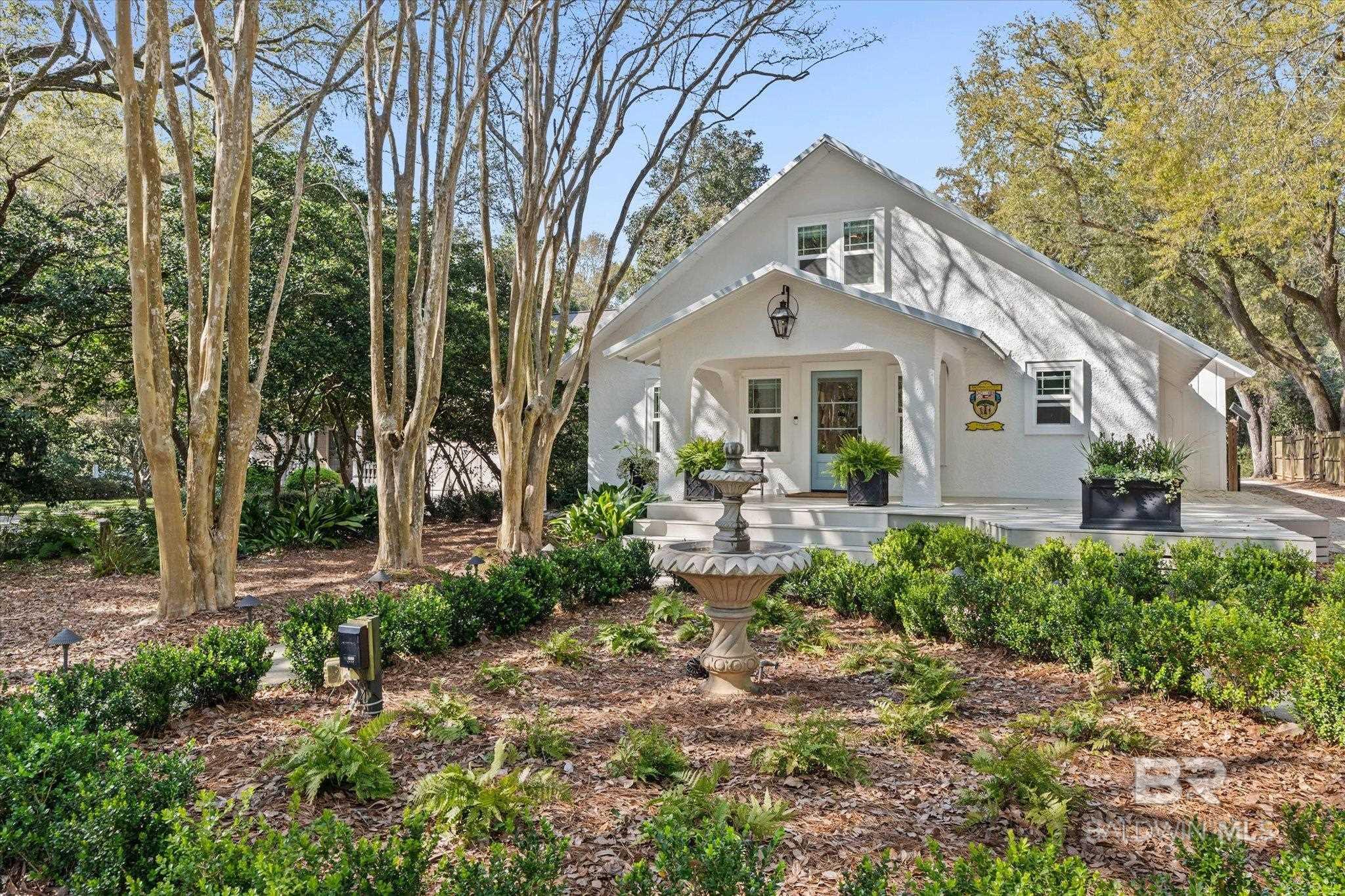 653 Fairhope Avenue, Fairhope, AL, 36532