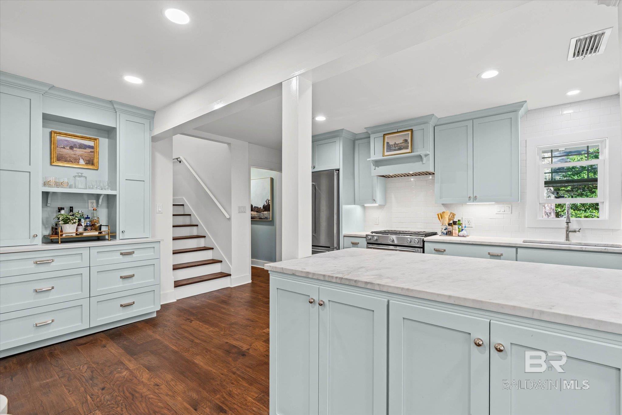 653 Fairhope Avenue, Fairhope, AL, 36532