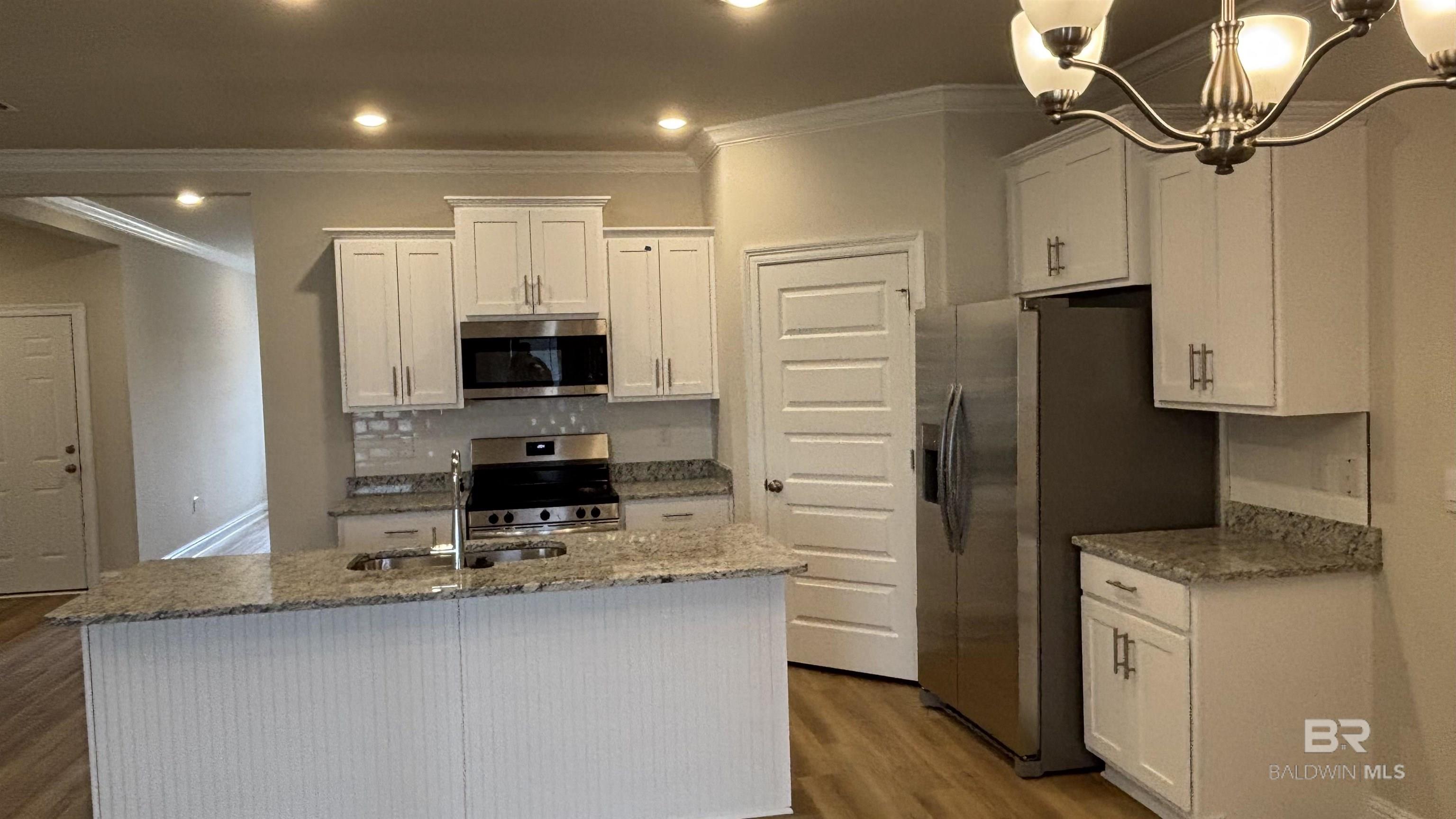 452 Parkerman Avenue, Gulf Shores, AL, 36542