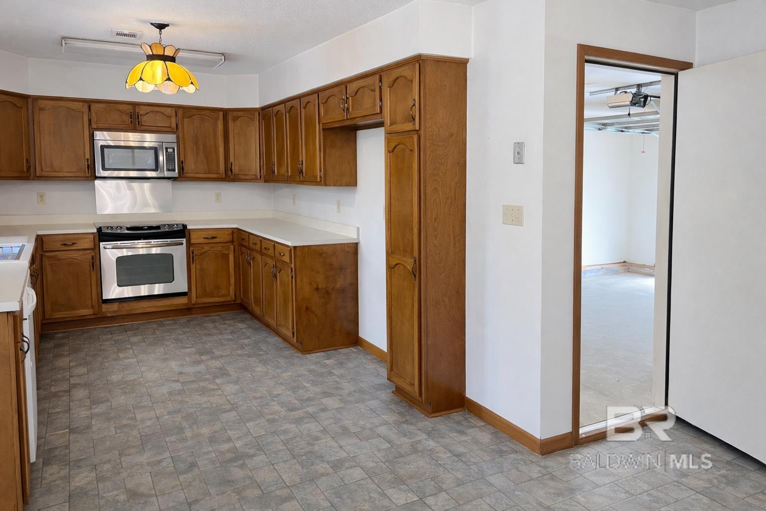 9318 Hearon Lane, Lillian, AL, 36549