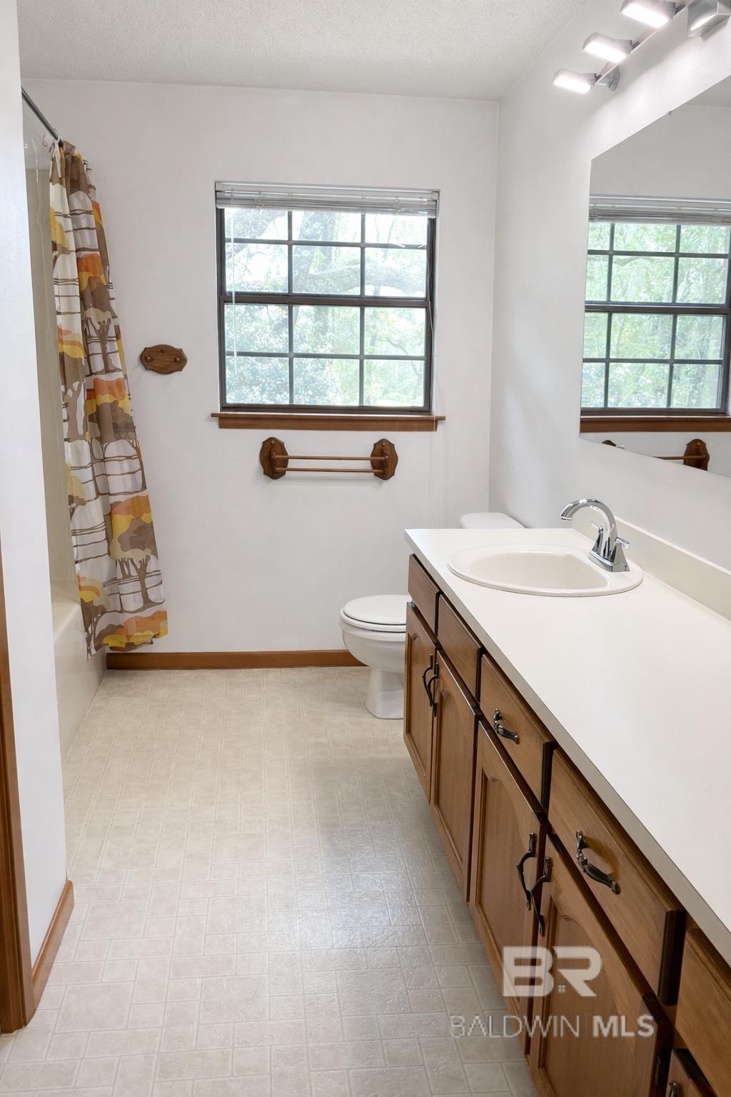 9318 Hearon Lane, Lillian, AL, 36549