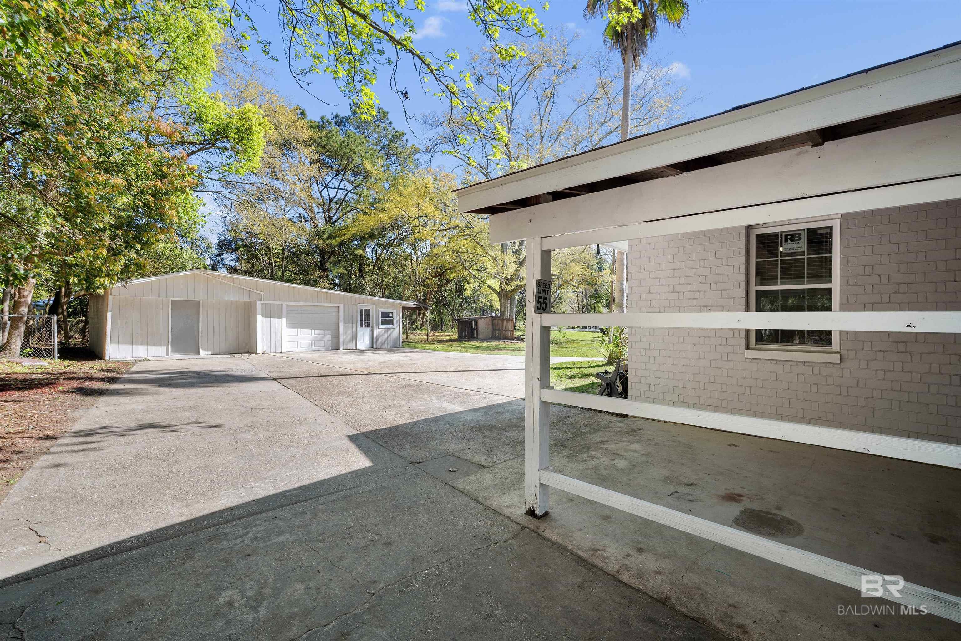 2214 S Hillwood Drive, Mobile, AL, 36605