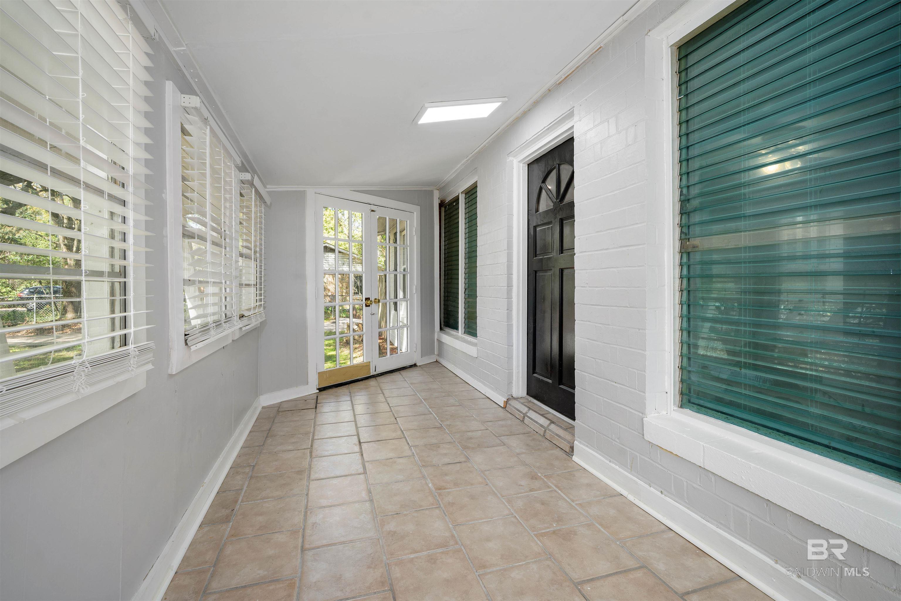 2214 S Hillwood Drive, Mobile, AL, 36605