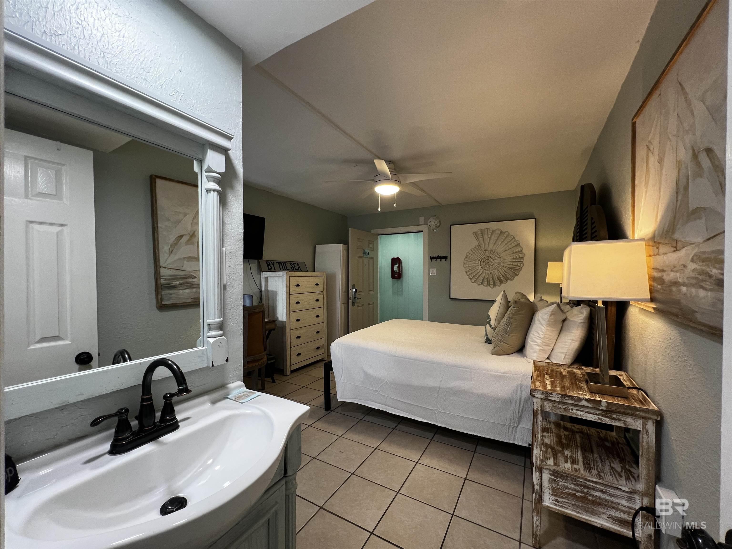 200 E Beach Boulevard UNIT 310, Gulf Shores, AL, 36542